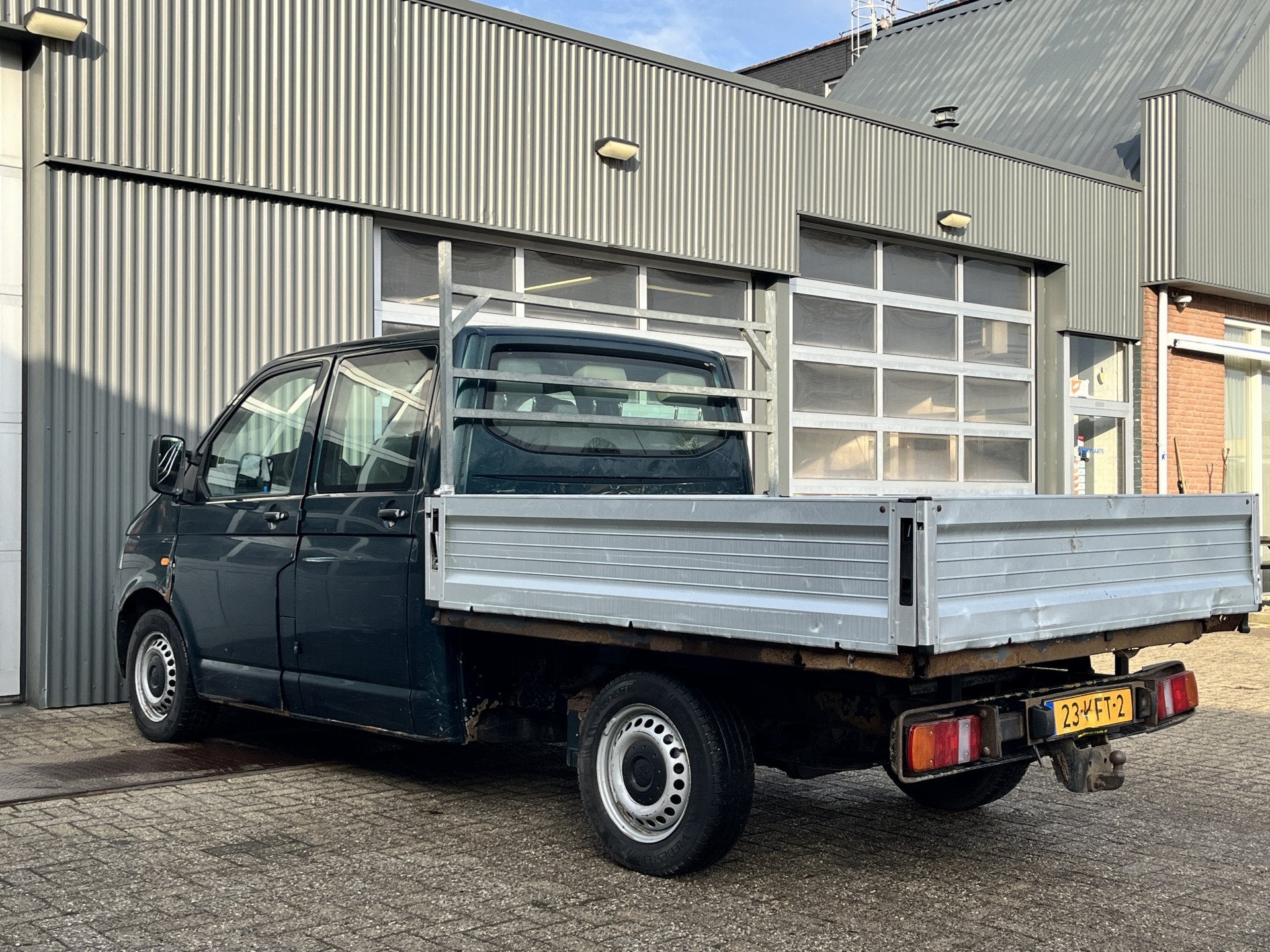 Volkswagen Transporter 2.5 TDI 340 4Motion DC Openlaadbak Pi, Traction-control, Stof, Gebruikt, Zwart