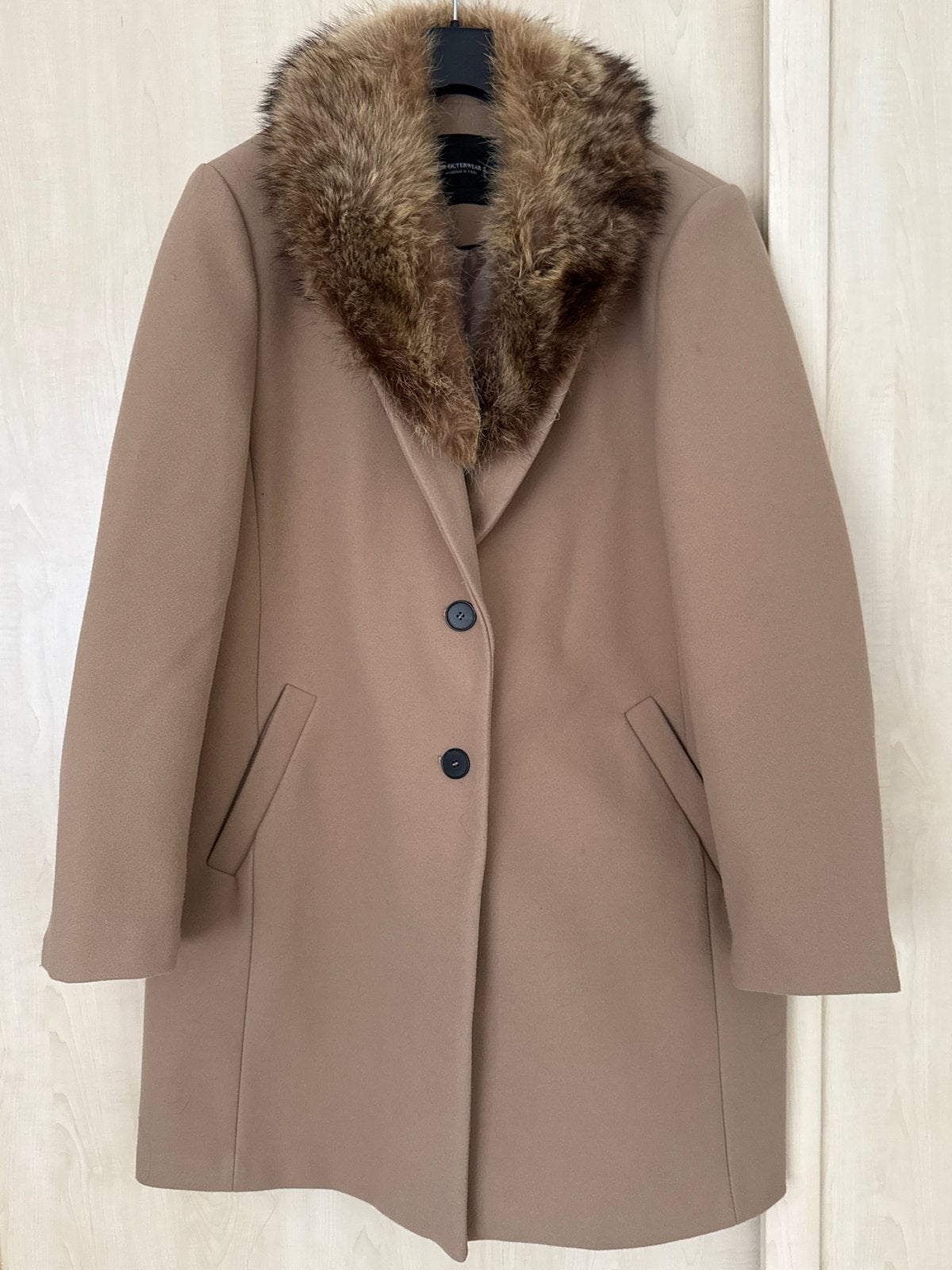 Dames jas met bontkraag - The Outerwear, Ophalen of Verzenden, Zo goed als nieuw, Maat 46/48 (XL) of groter, Beige