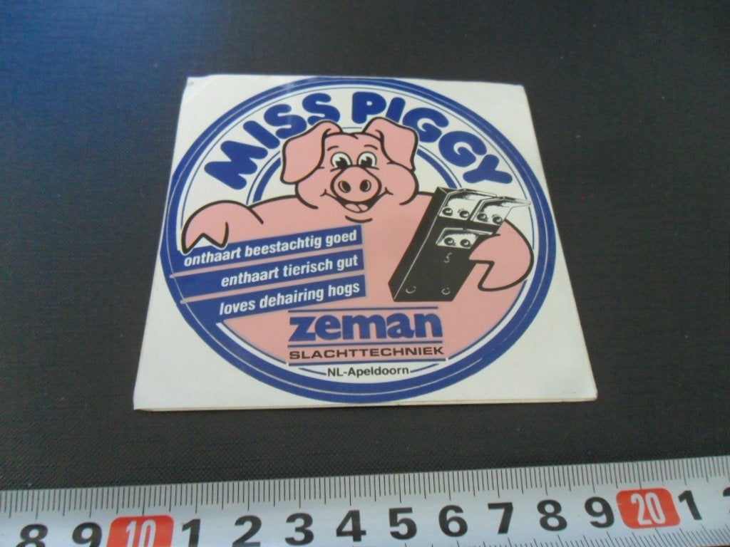 sticker ZEMAN Slachttechniek MISS PIGGY, Verzamelen, Ophalen, Zo goed als nieuw