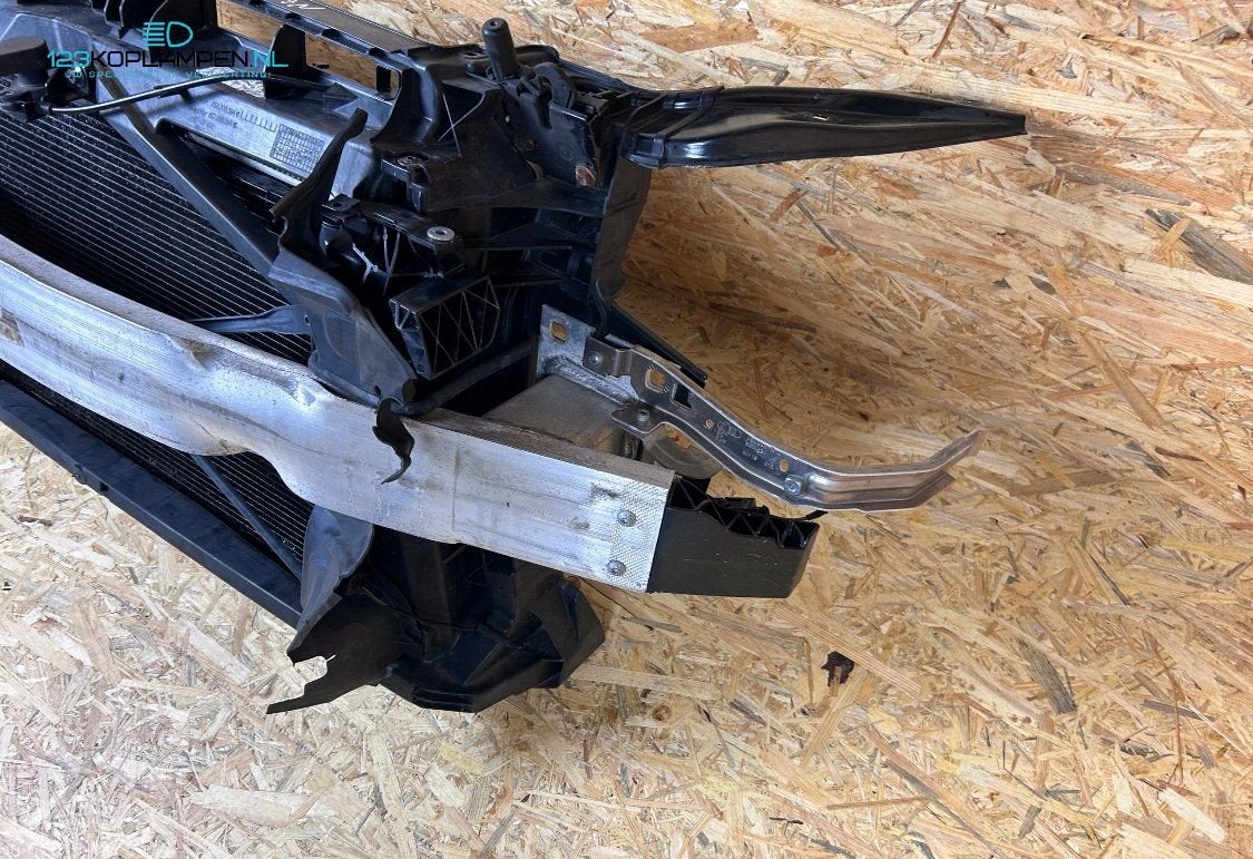 Audi TT 8S 1.8 TFSI voorfront koelerpakket radiateur, Ophalen, Gebruikt, -, -