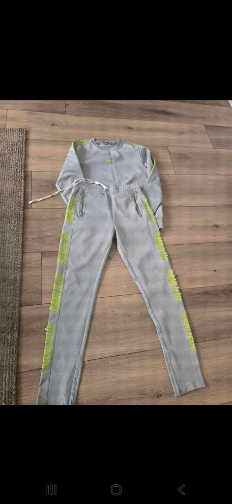 Trainingspak banlieu (maat M) nieuw, Kleding | Heren, Sportkleding, Ophalen of Verzenden, Nieuw, Algemeen