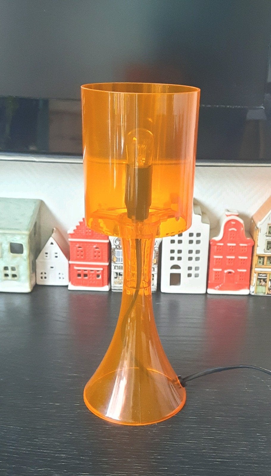 Plexiglas oranje lamp Jyh chiun plastic Ltd,lees beschrijvin, Ophalen of Verzenden, Zo goed als nieuw, Kunststof
