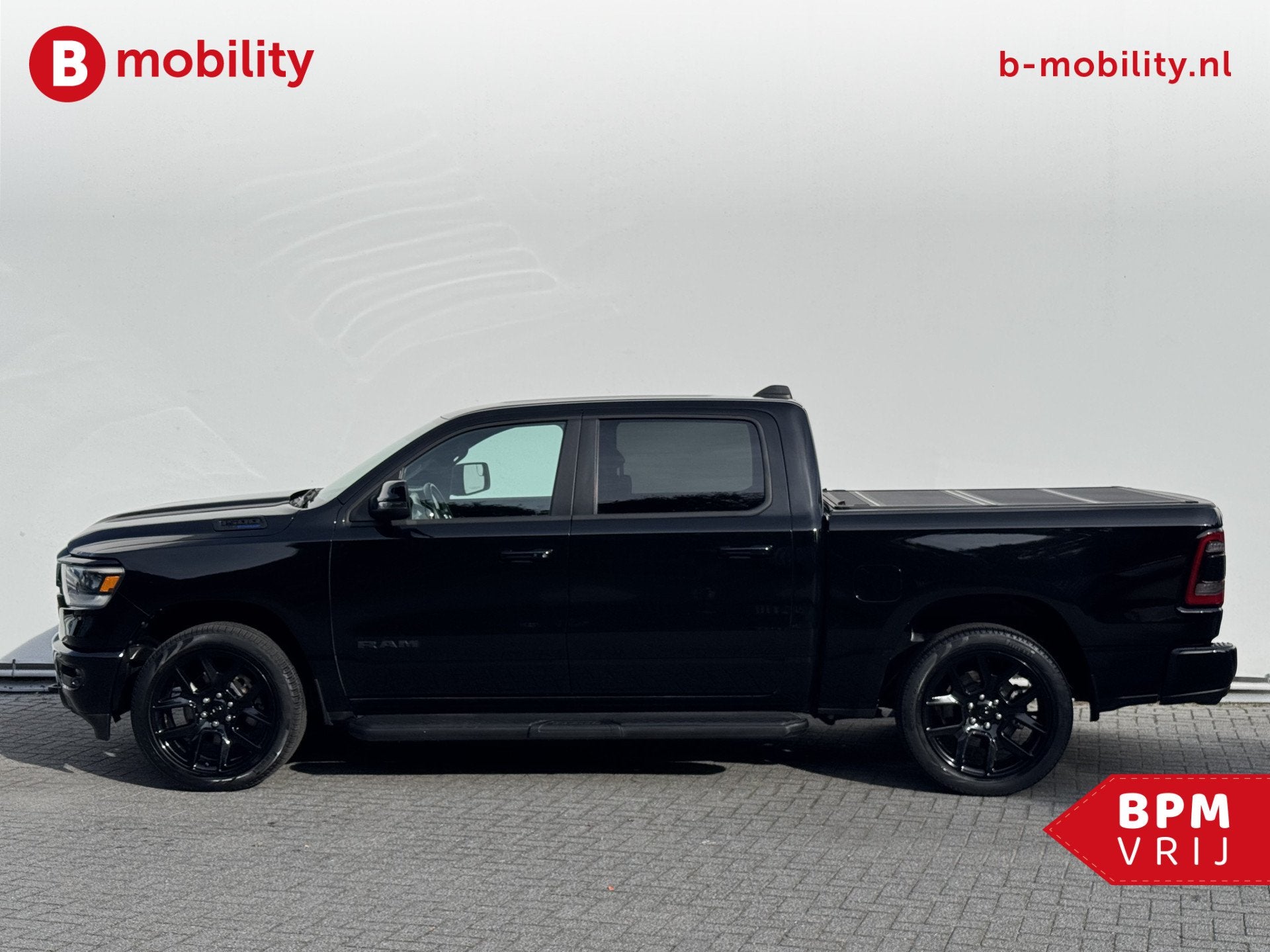 Dodge Ram 1500 5.7 V8 4x4 LPG Crew Cab Sport Trekhaak 3500kg, Auto's, Automaat, Parkeerassistent, Gebruikt, 5654 cc