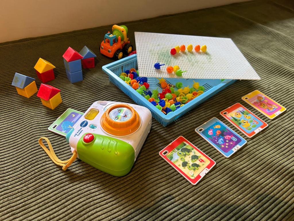 Diverse speelgoedset: VTech camera, mozaïek, blokken, Ophalen of Verzenden, Gebruikt, Jongen of Meisje