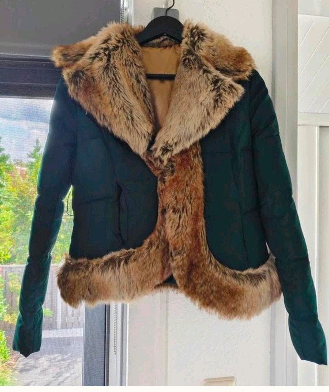 Winterjas met bont, Ophalen of Verzenden, Zo goed als nieuw, Maat 38/40 (M), Blauw