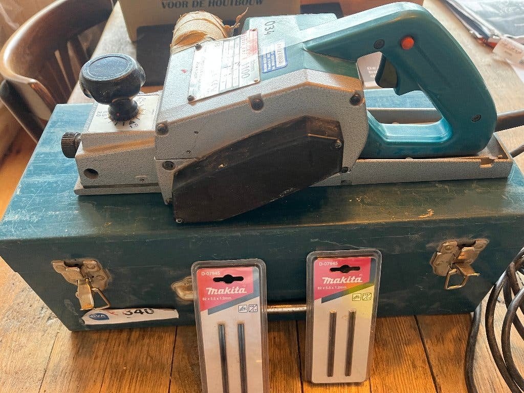 Schaafmachine Makita, Ophalen, Gebruikt