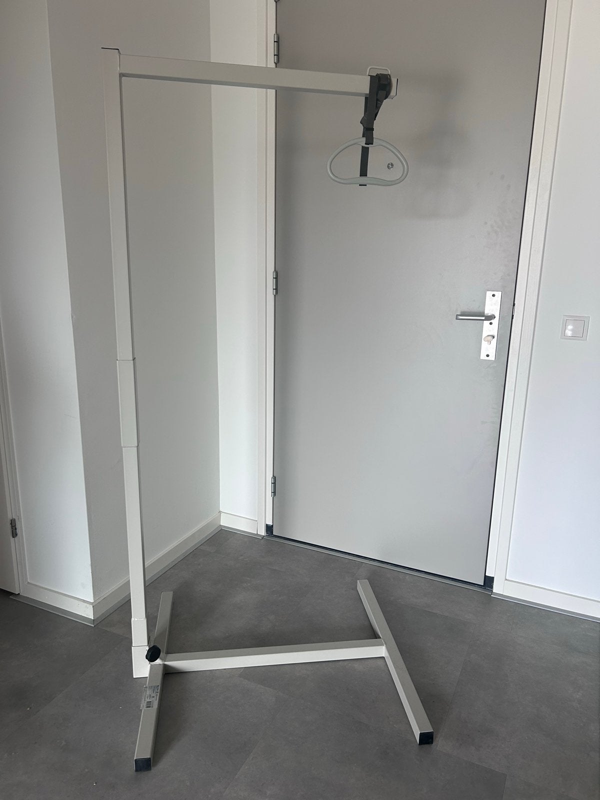 Bedpapegaai met voet van Multimotion, Diversen, Ophalen, Zo goed als nieuw