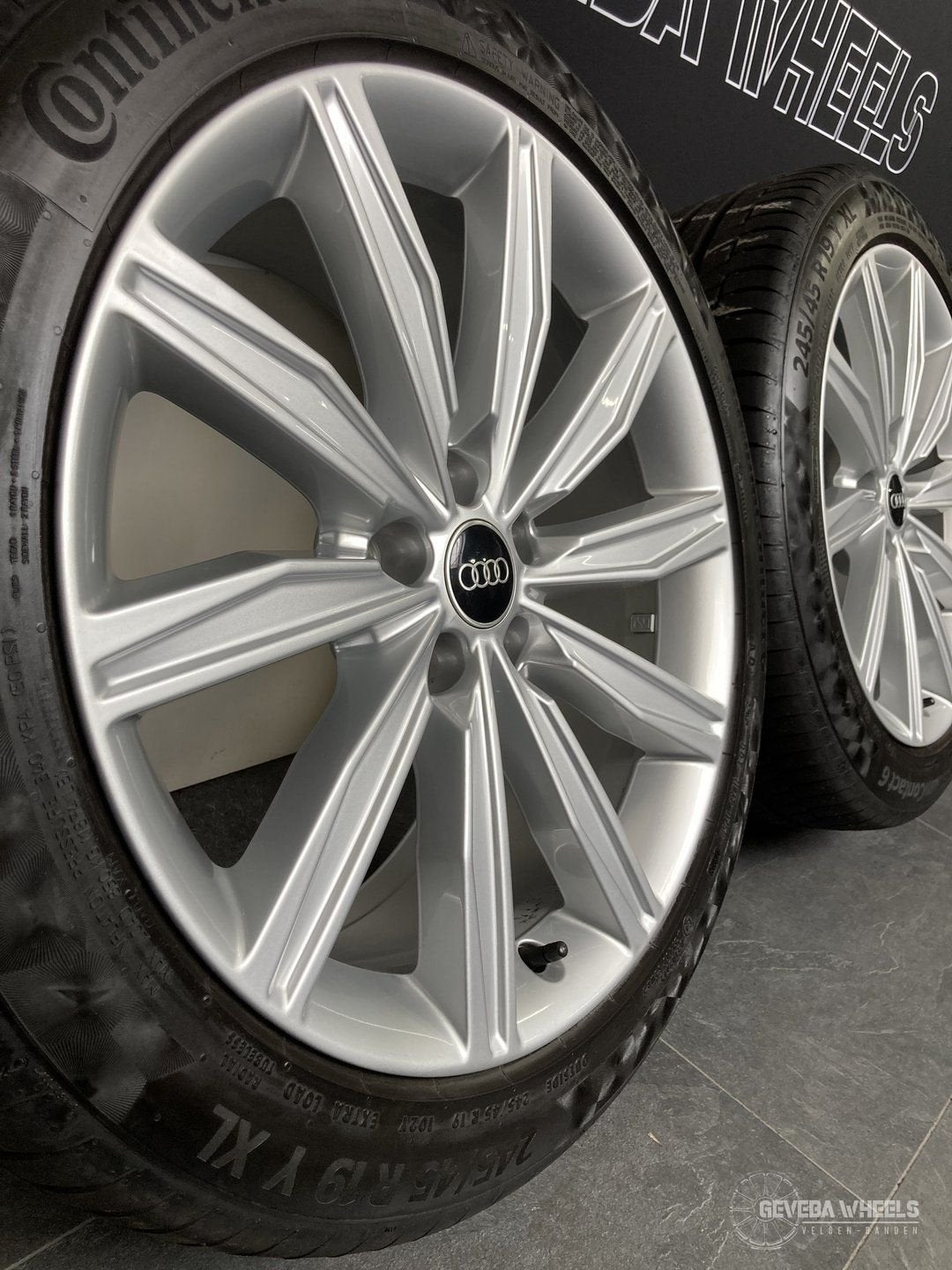 19” originele Audi A6 C8 velgen + banden 5x112 245/45/19 4K0, 19 inch, -, -, Banden en Velgen