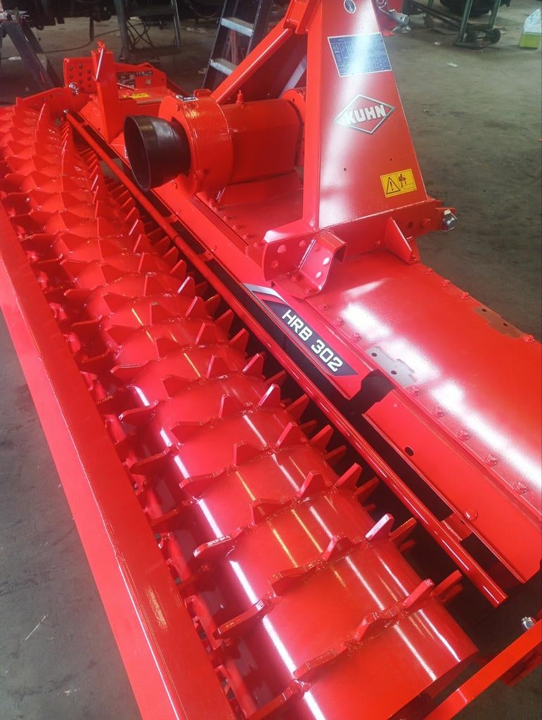 Div machines Kuhn Unia evers, Eén persoon