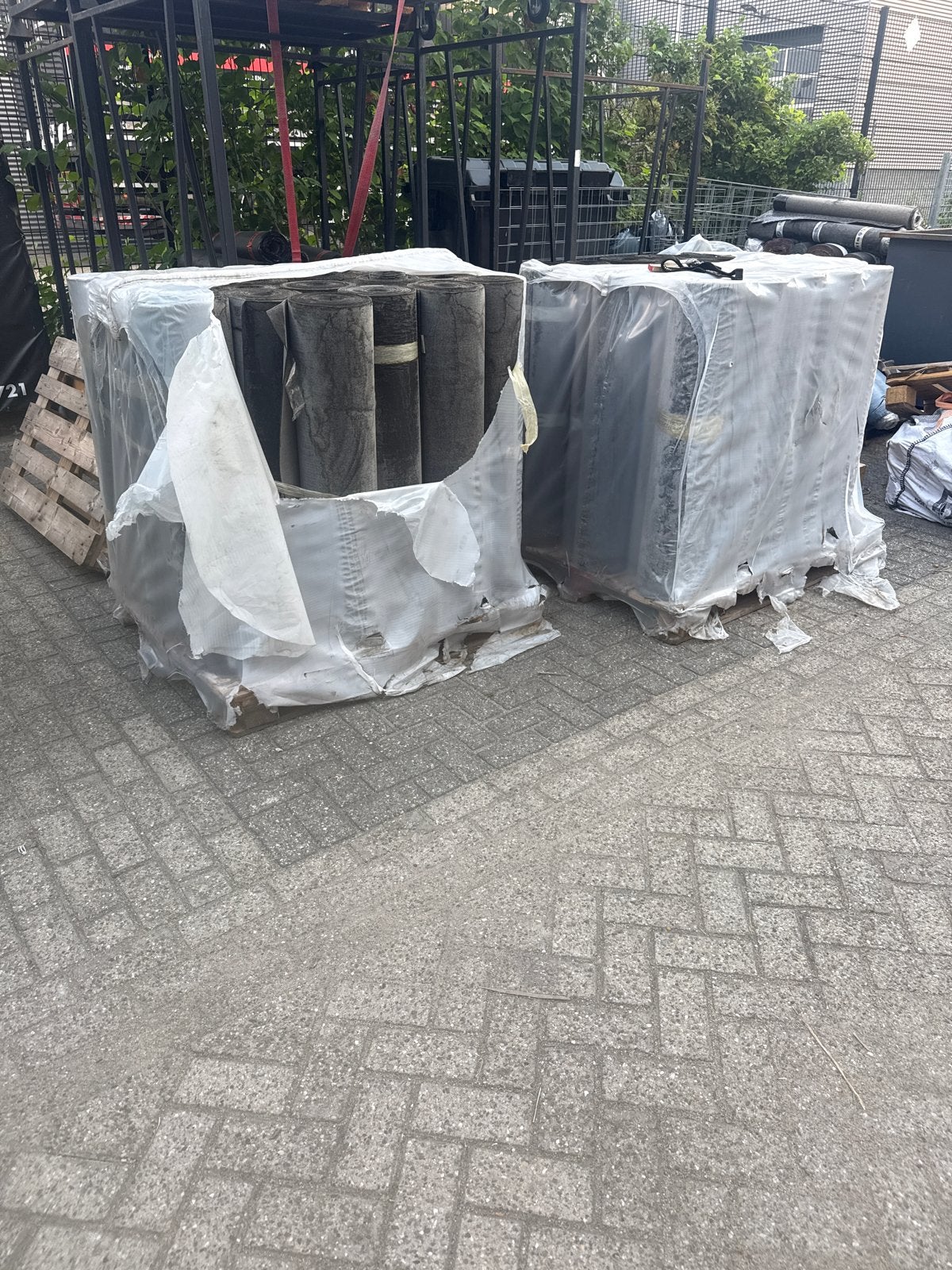 Dakleer rollen - kantstrook-, Ophalen, Overige materialen, Gebruikt, 15 m² of meer