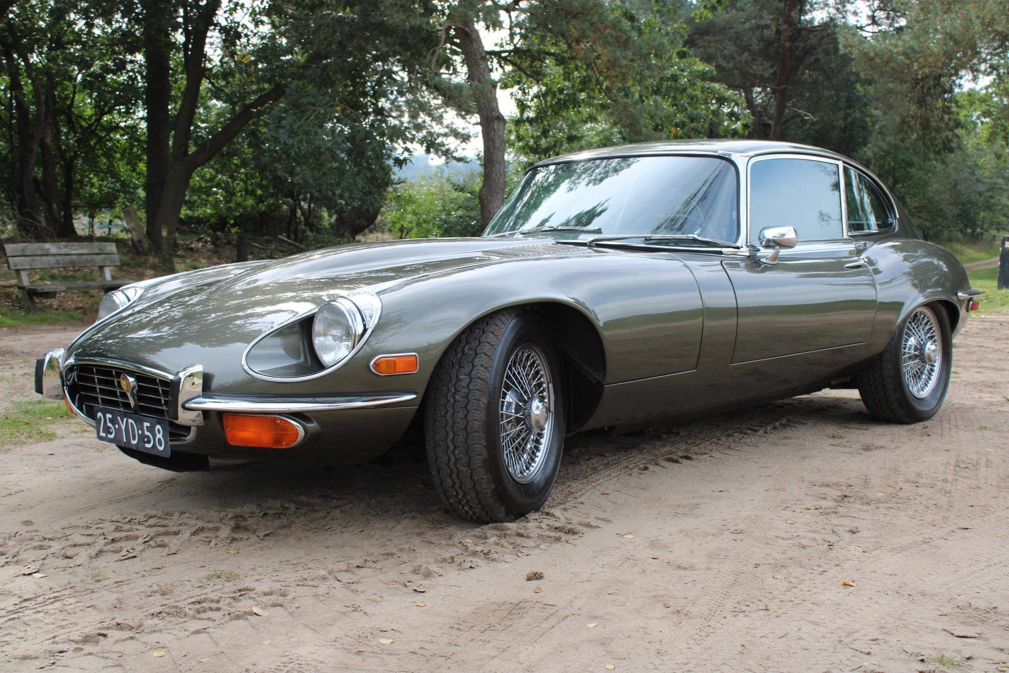 Jaguar "E" Type 5.3 V12 Nederlands mooiste Jaguar E-Type FHC, foto 8