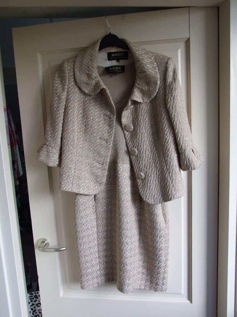 Addy van den Krommenacker jurk en jasje, Maat 38/40 (M), Overige typen, Beige, Ophalen of Verzenden