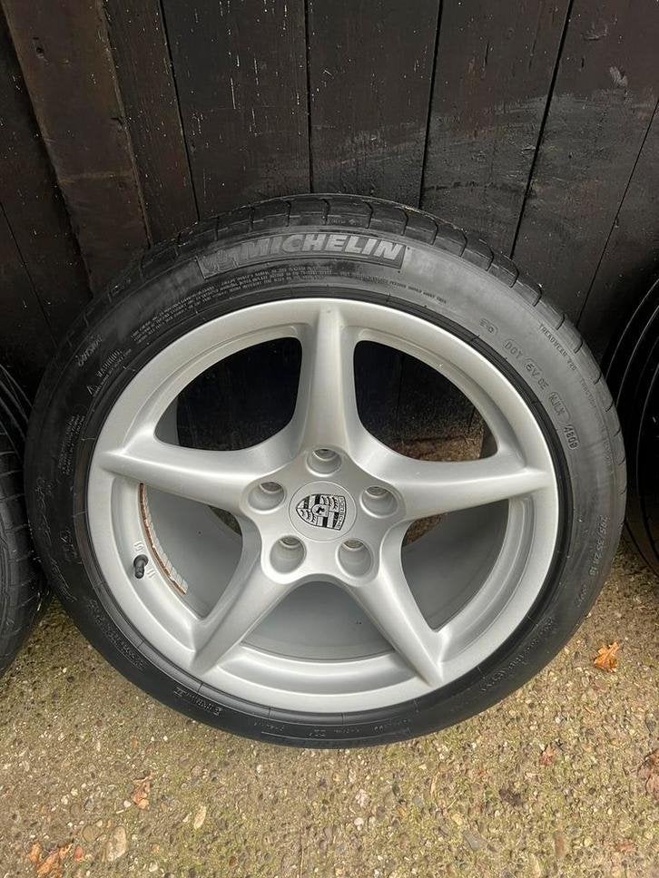 Originele Porsche 18? Carrera 911 997 996 velgen zomer set, Auto-onderdelen, Banden en Velgen, Niet ingevuld, 18 inch, Gebruikt
