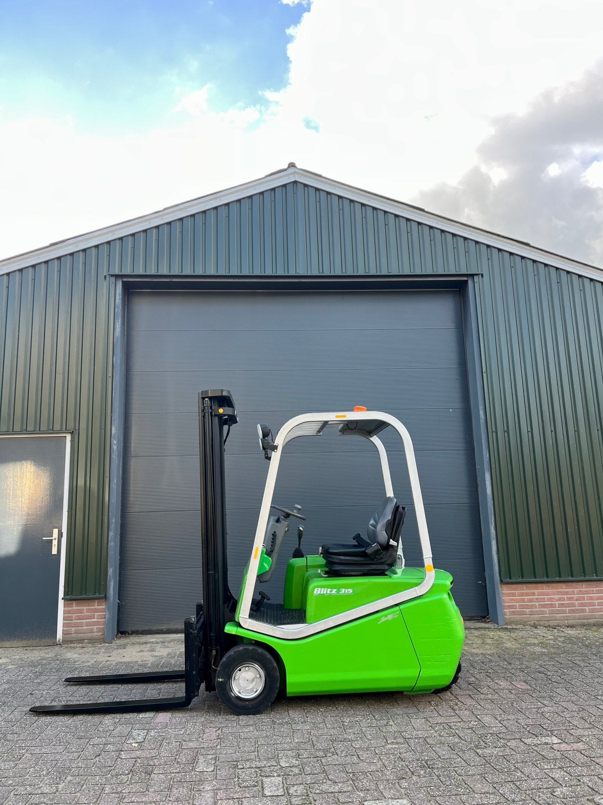 CESAB 315 blitz- electr.-sideshift-weinig uren-TOP -MARGE !, Ophalen, Cesab/Toyota, Heftruck, Cesab/Toyota
