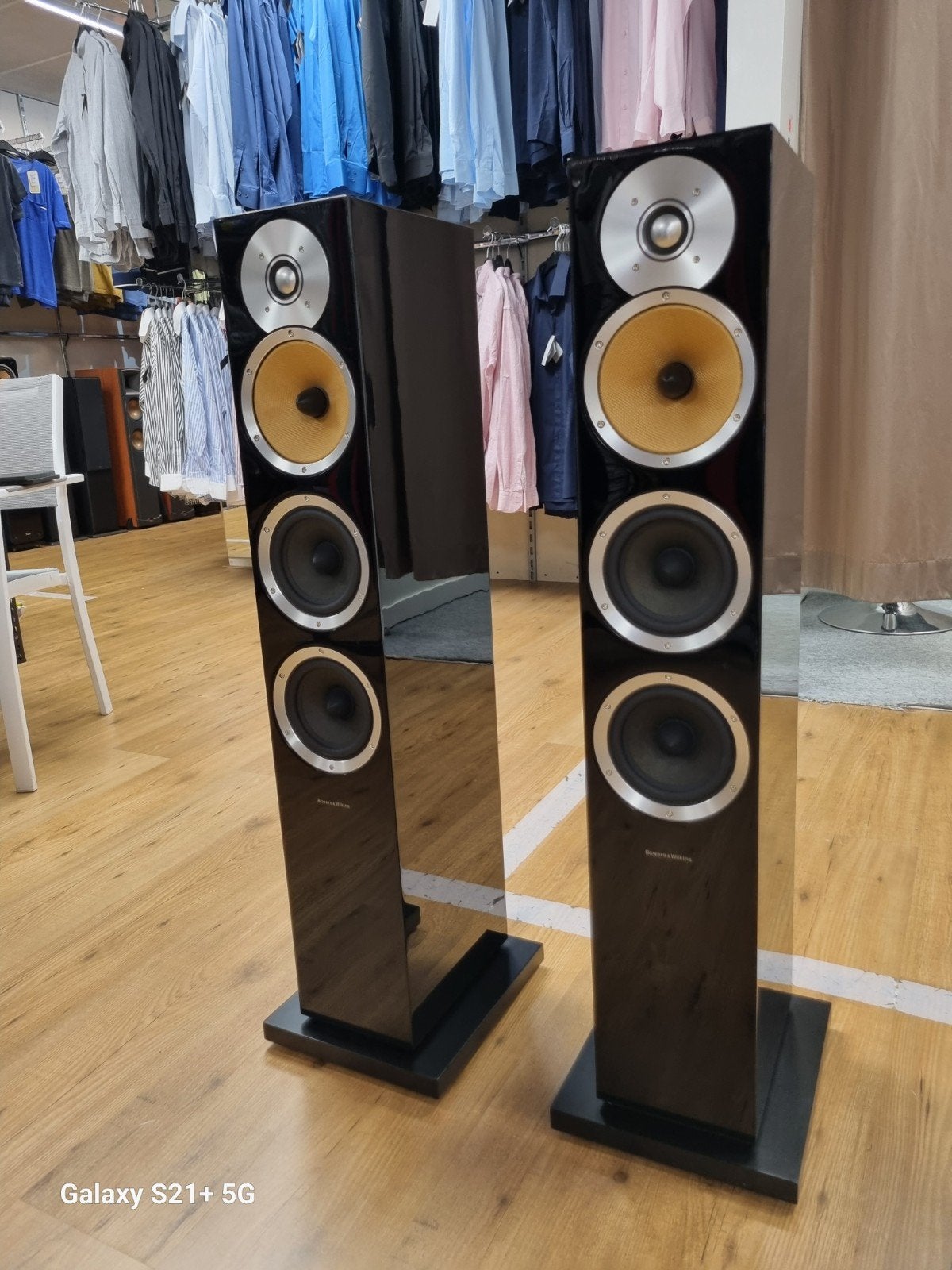Bowers & Wilkins CM8 Vloerstaande Luidsprekers Zwart, Stereo speakers, -, -, Zo goed als nieuw