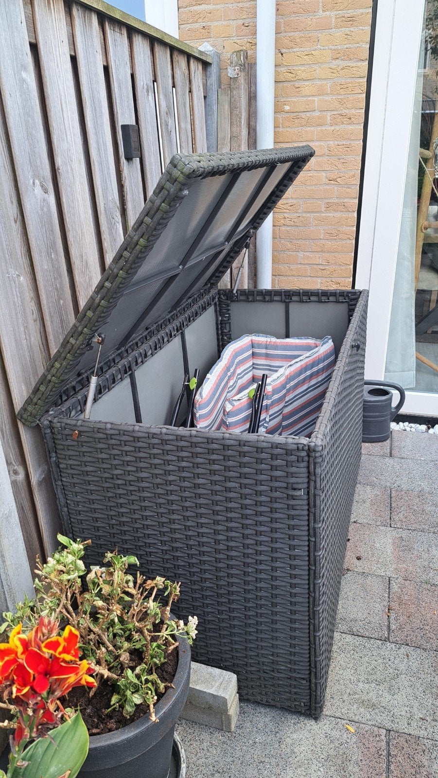 opbergbox, Ophalen, Gebruikt, Kunststof, Overige typen