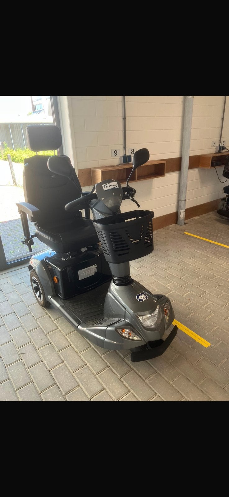 Bijna nieuwe scootmobiel met rollator, Ophalen, Zo goed als nieuw, 46 km of meer, Vermeiren