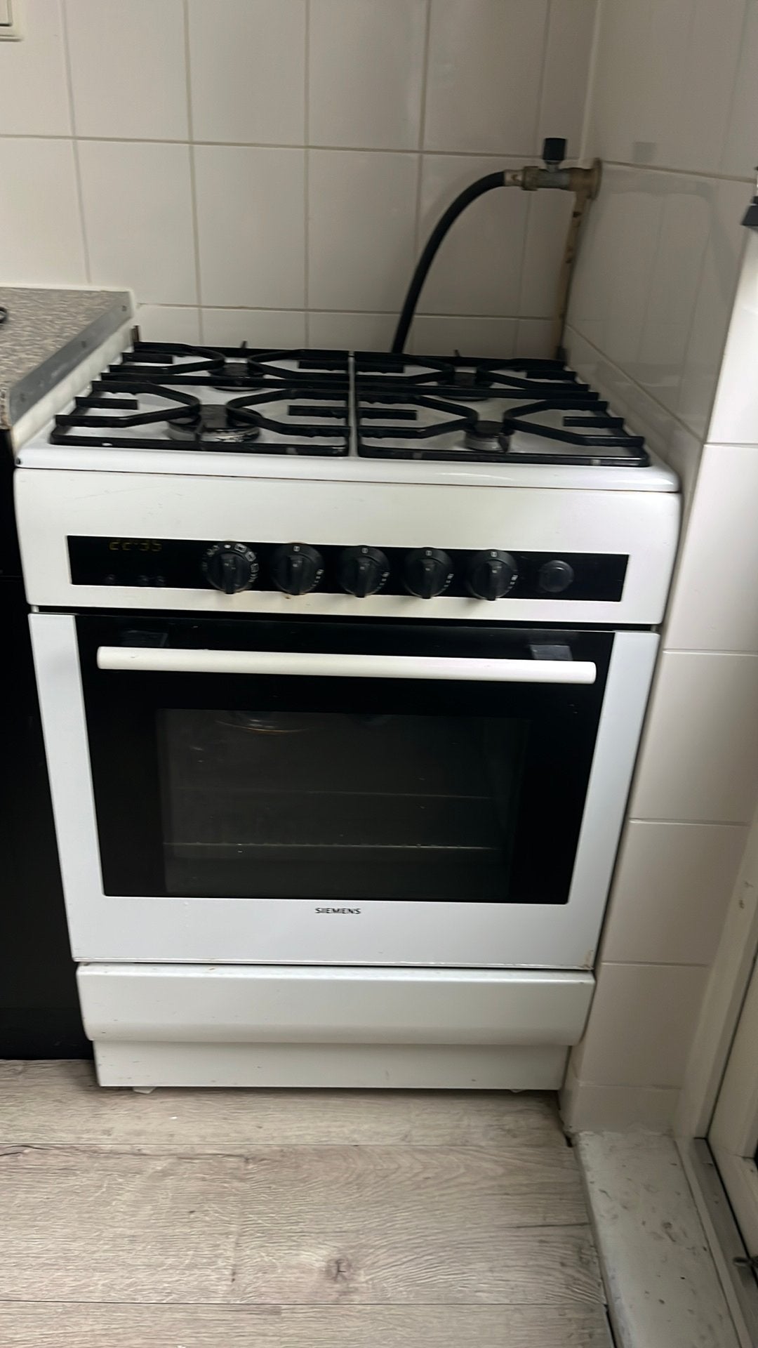 Siemens oven en gasfornuis, Ophalen, 4 kookzones, Zo goed als nieuw, Gas