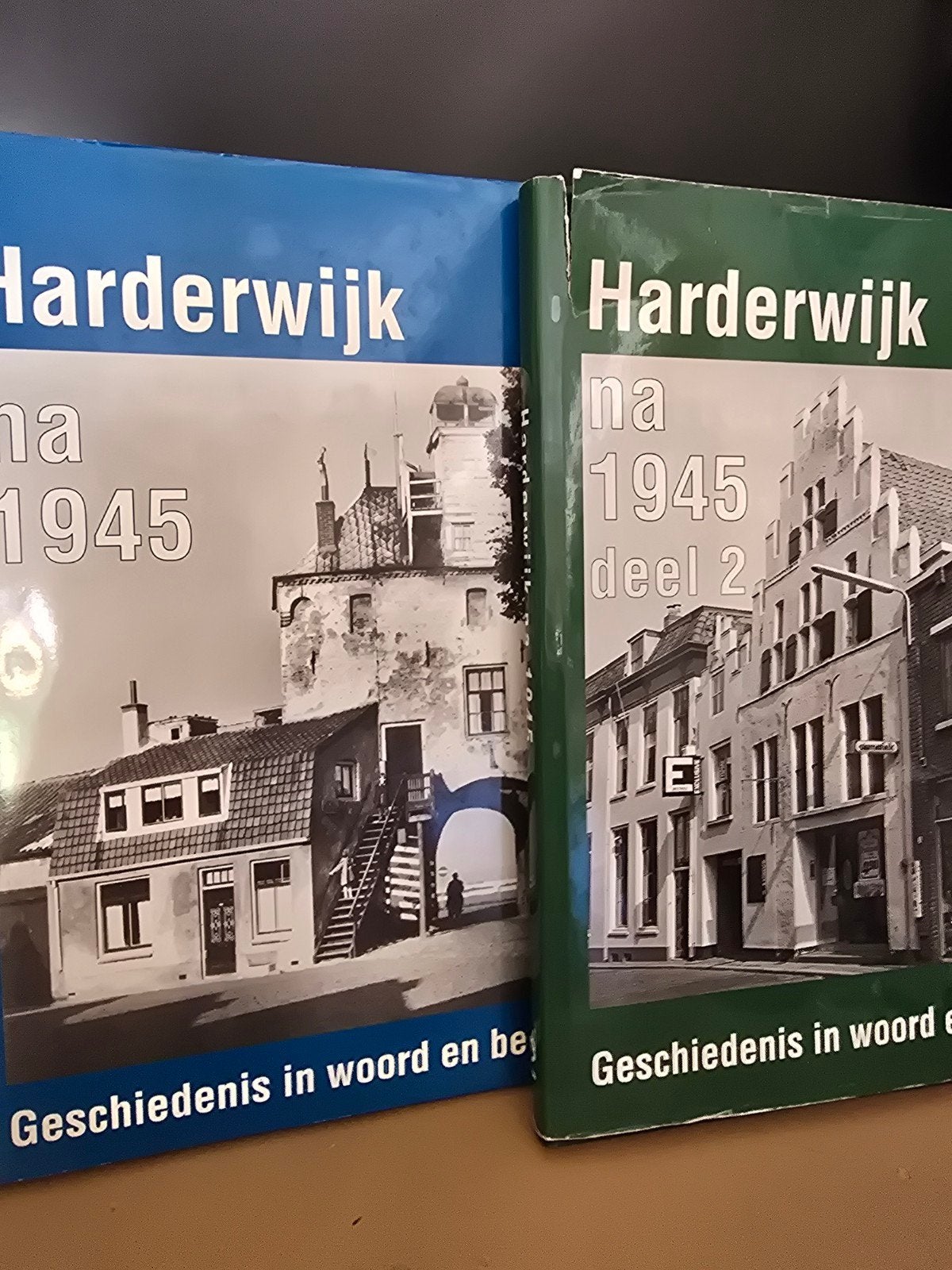 Harderwijk na 1945: Geschiedenis in woord en beeld (2 delen), Boeken, Ophalen of Verzenden, 20e eeuw of later, Gelezen, Onbekend
