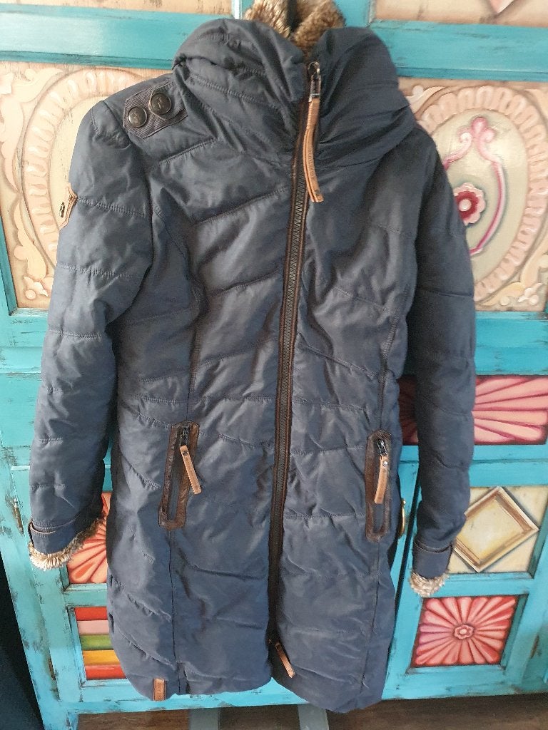Blauwe Naketano winterjas met bontkraag - Maat M, Kleding | Dames, Maat 38/40 (M), Blauw, Ophalen of Verzenden, Gedragen