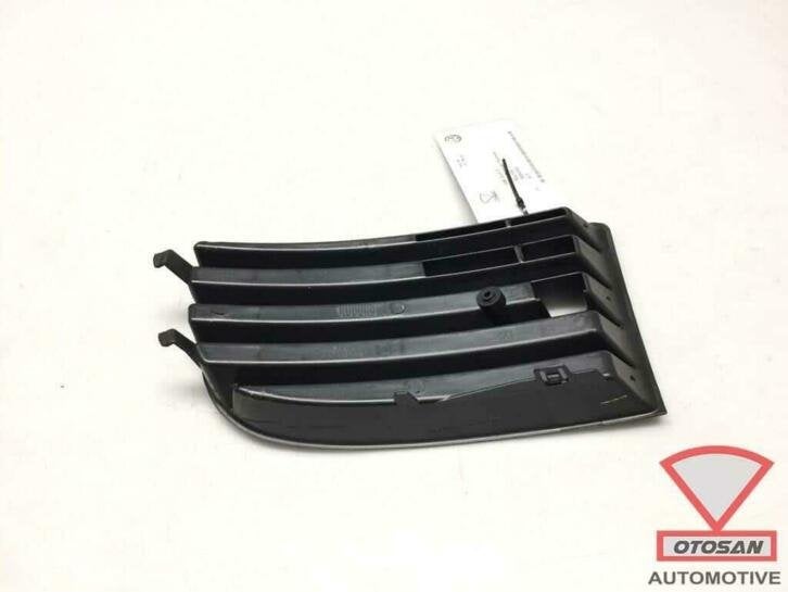 vw golf 5 voorbumper rooster rechts nieuw! 5894592, Gebruikt, Volkswagen, Volkswagen AG, Rechts