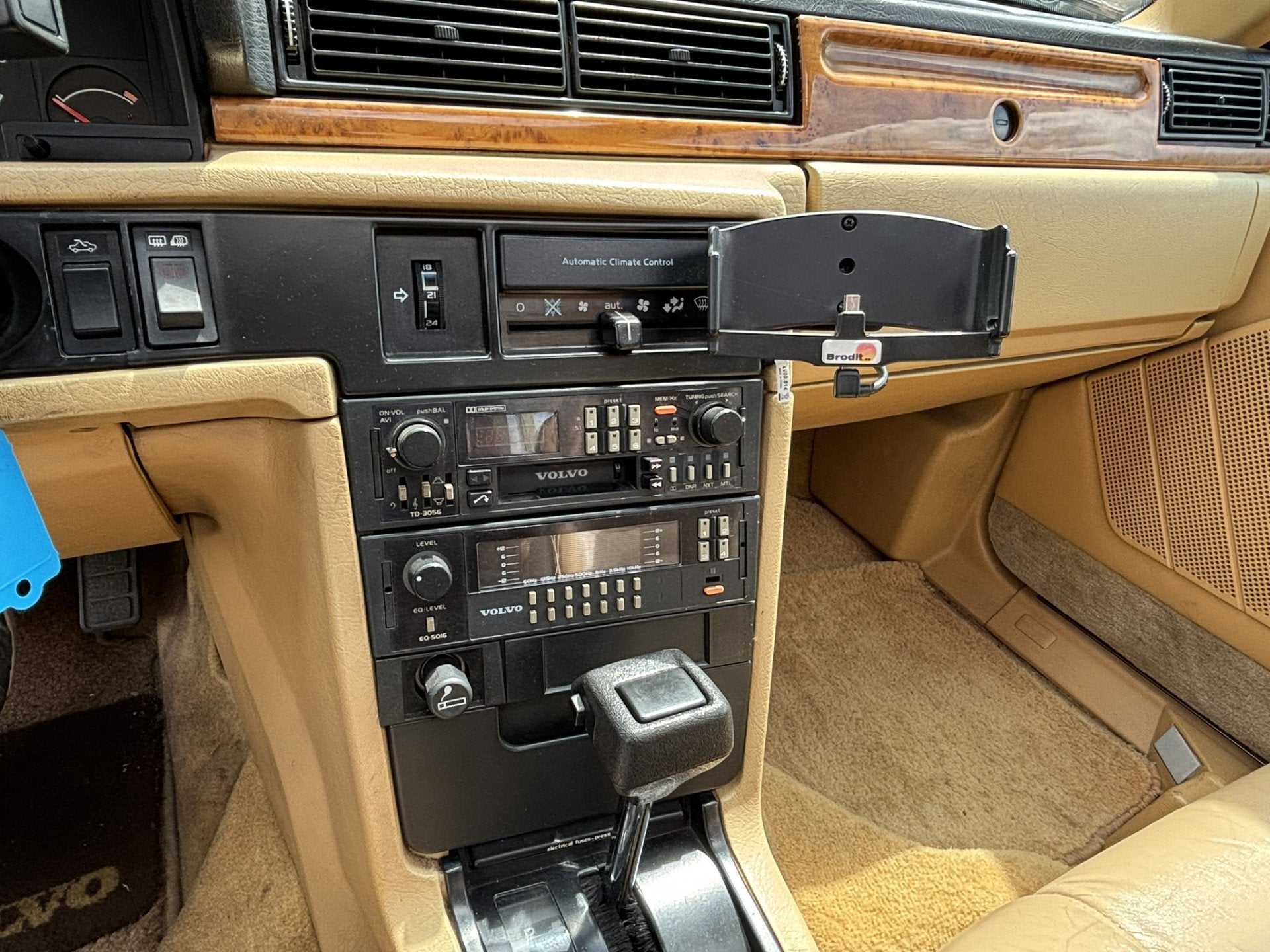 Volvo 780 2.8 V6 Bertone Coupé Schuifdak Overgangsregeling, foto 8