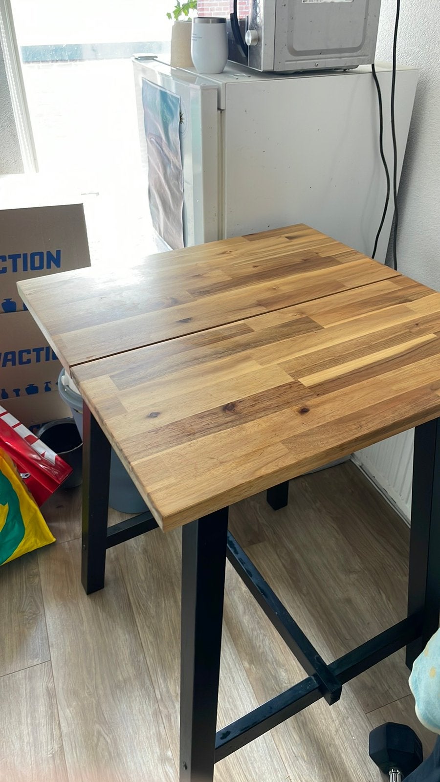 Skogsta ikea statafel, Huis en Inrichting, Tafels | Statafels, Gebruikt, Ophalen