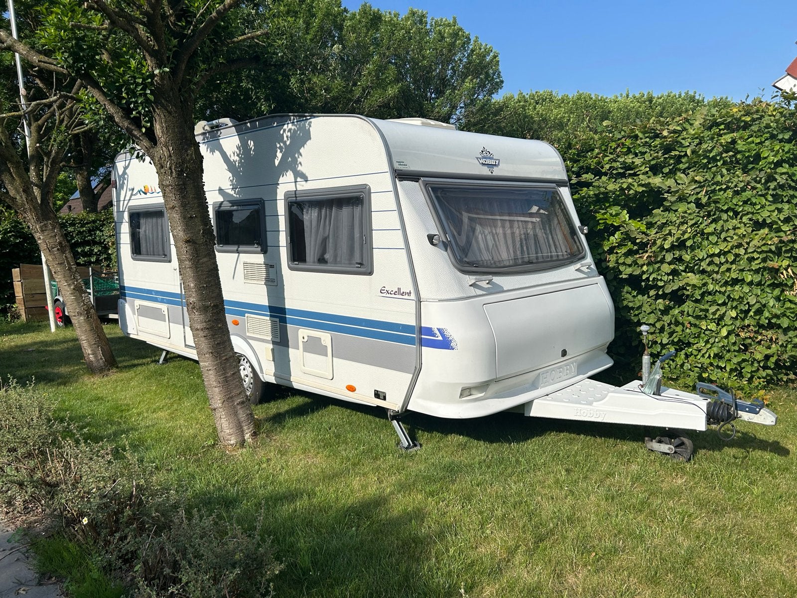 Hobby Excellent Easy Caravan met voortent, luifel en Mover, Caravans en Kamperen, Vast bed, Rondzit, Hobby, Particulier