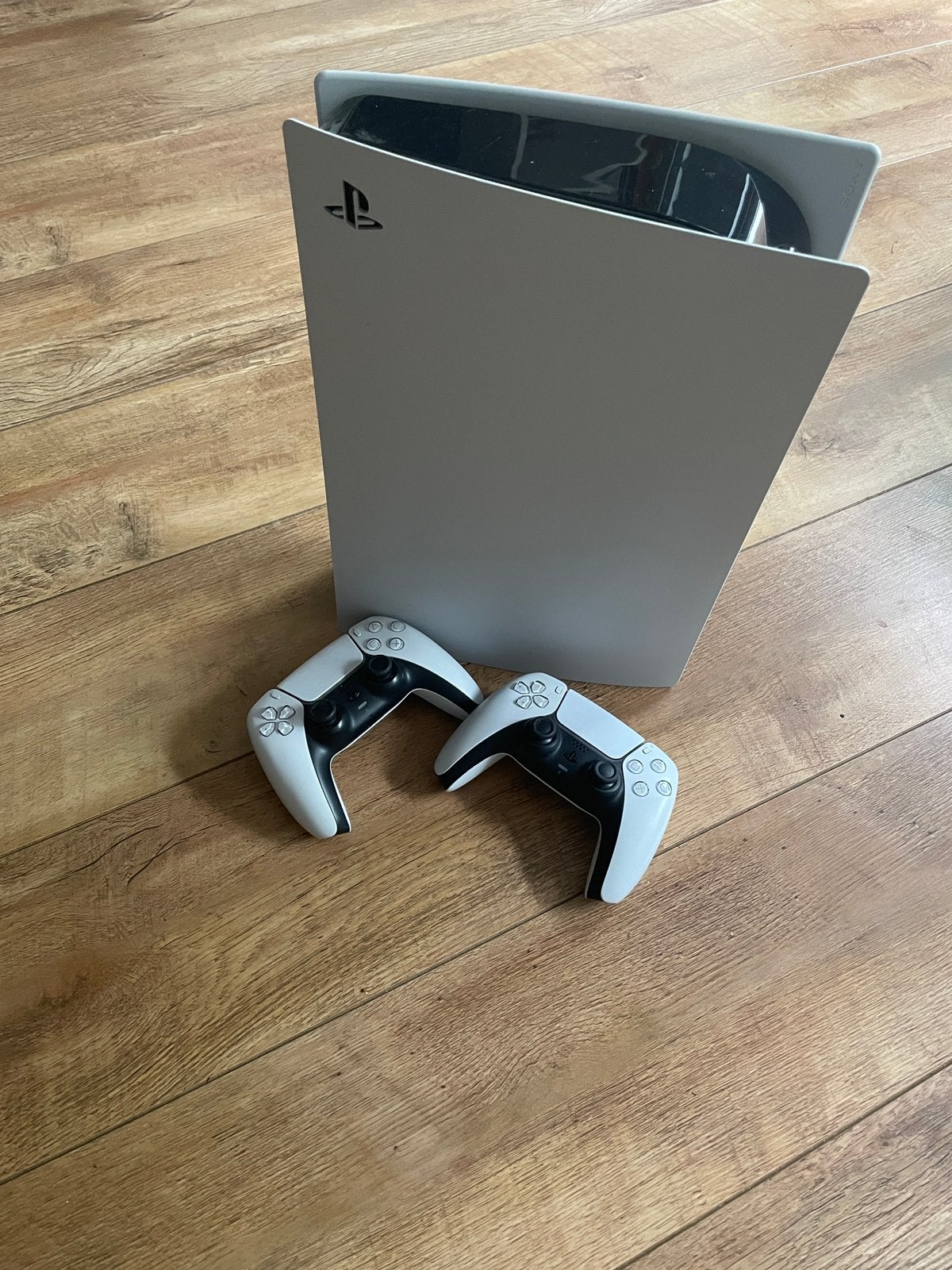 Playstation 5 (2 controllers), Spelcomputers en Games, Spelcomputers | Sony PlayStation 5, Ophalen, Zo goed als nieuw