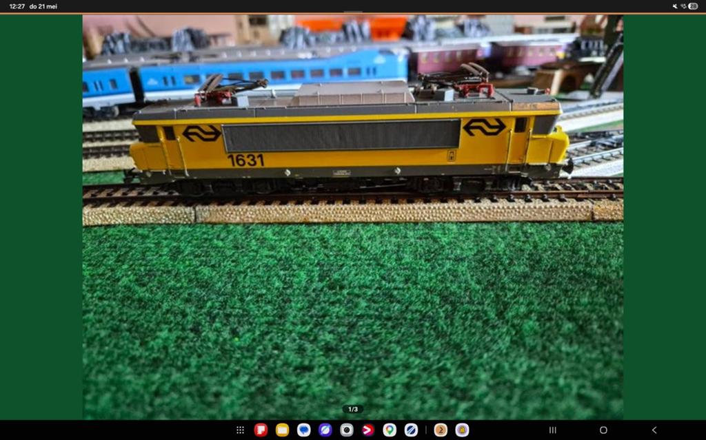 Veel treinen,wagonnen, rails en huisjes, Hobby en Vrije tijd, Modeltreinen | H0, Ophalen