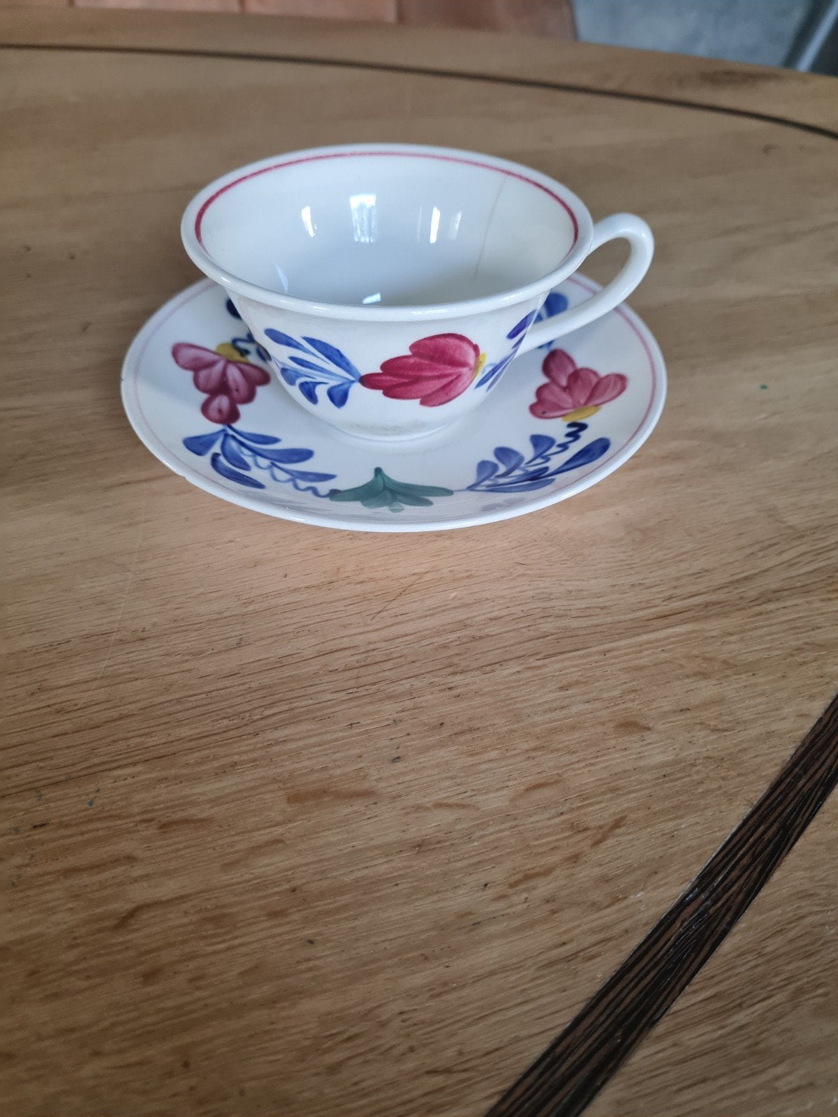 Boerenbont. Handgeschilderd kopje en schotel van Maastricht, Ophalen of Verzenden