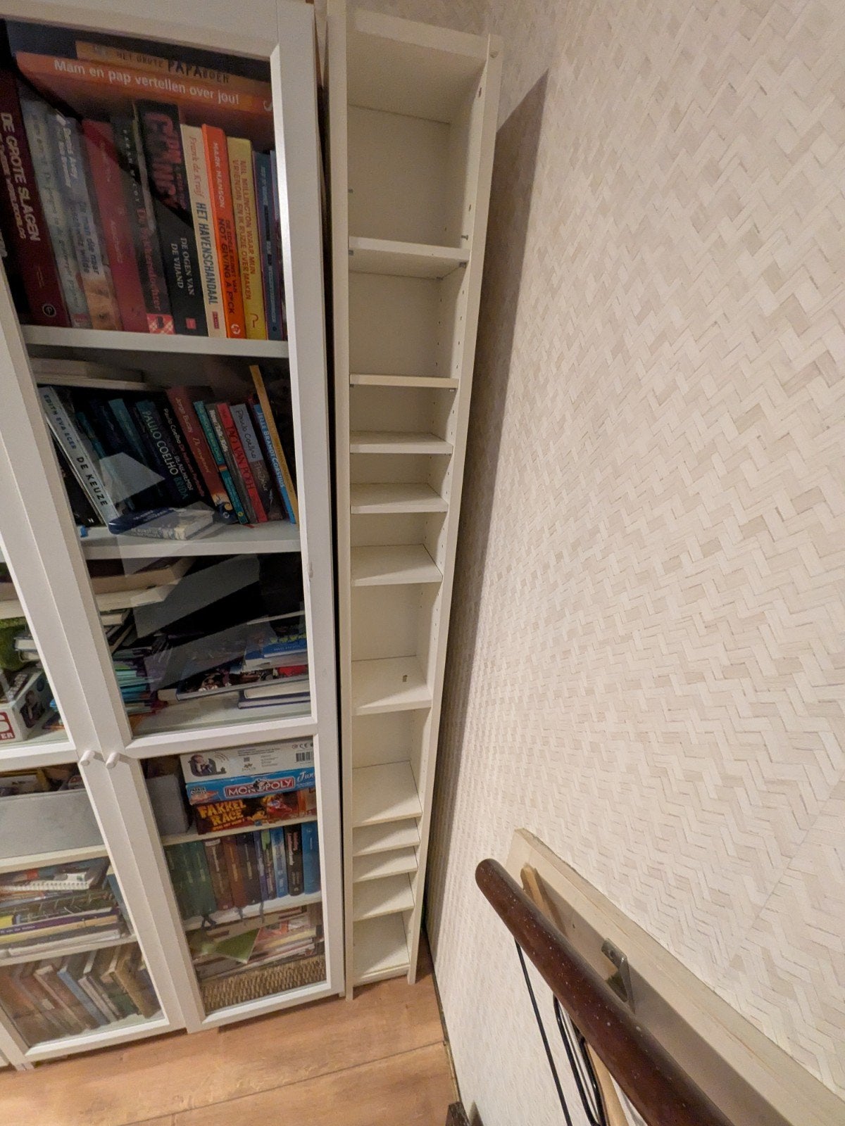 2x Gnedny Ikea (dvd?) kastje -Gratis, Ophalen, Gebruikt, Hout