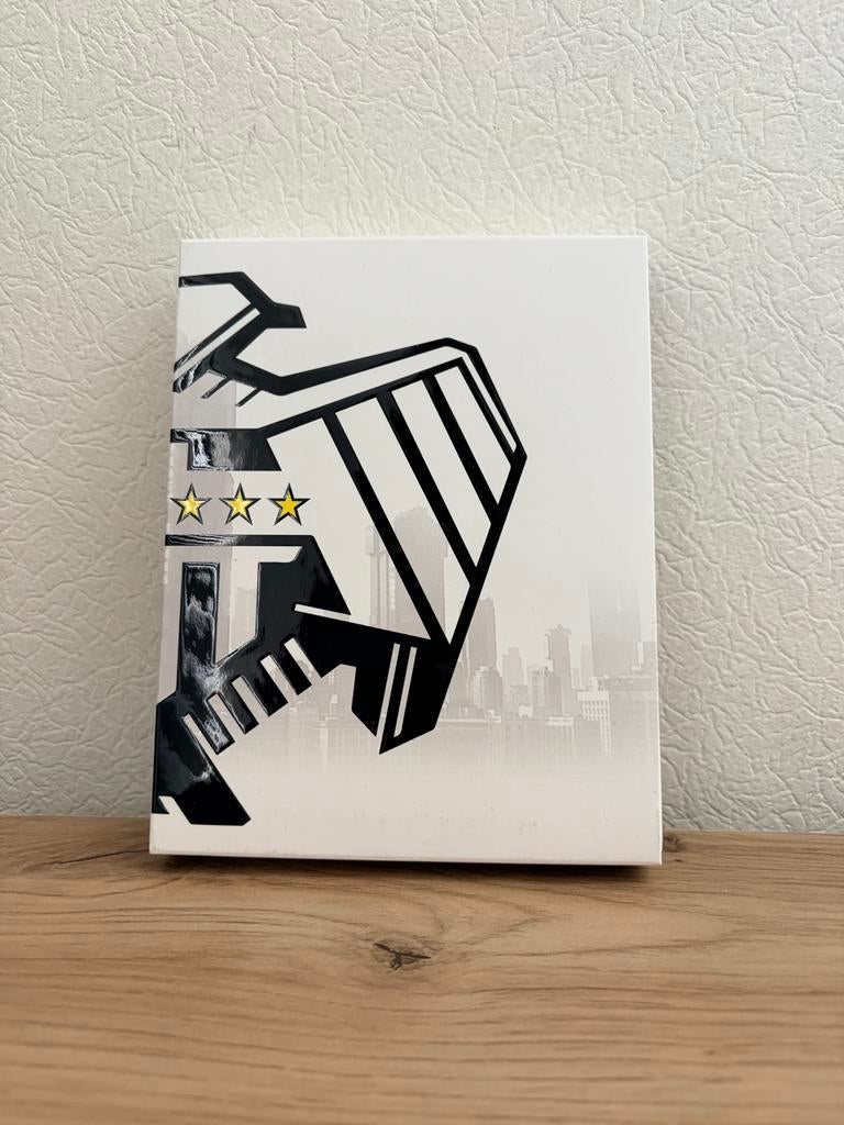 Dredd - Blu-ray Steelbook - Filmarena - Limited, Cd's en Dvd's, Ophalen of Verzenden, Zo goed als nieuw