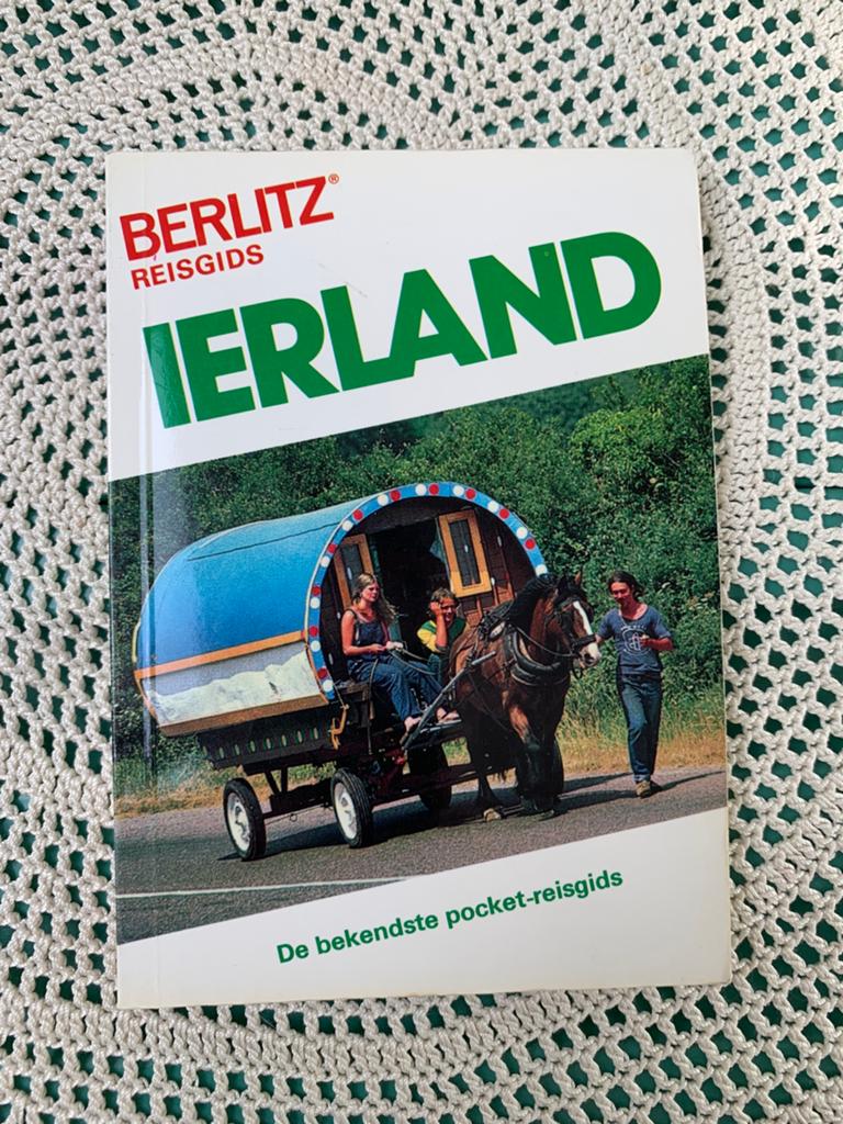 Berlitz Reisgids IERLAND Vintage, Boeken, Reisgidsen, Europa, Ophalen of Verzenden, Reisgids of -boek, Gelezen