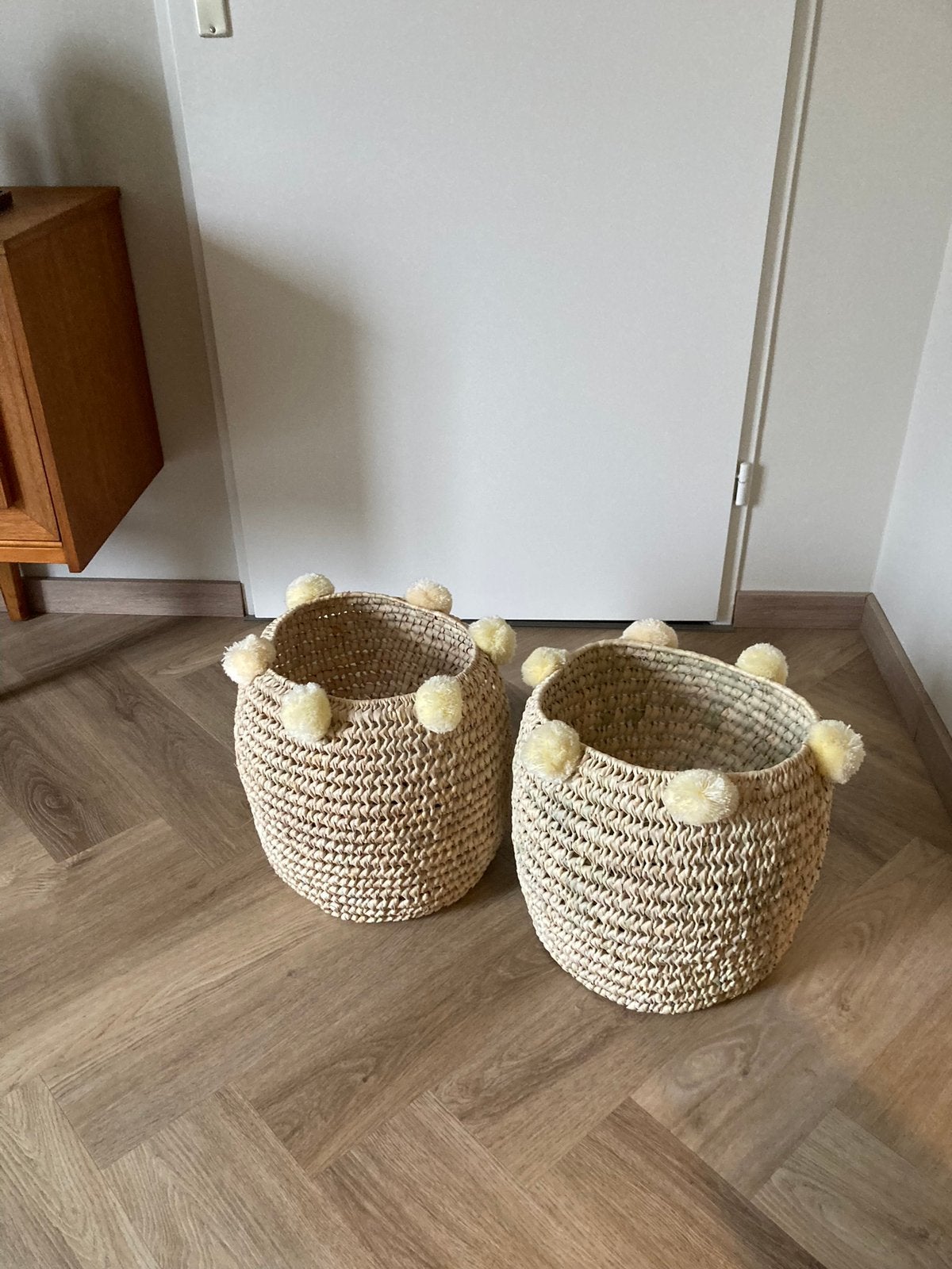 Set 2/ Handgemaakt pompom mand uit Marrakesh, Mand, Rond, Nieuw, Ophalen of Verzenden