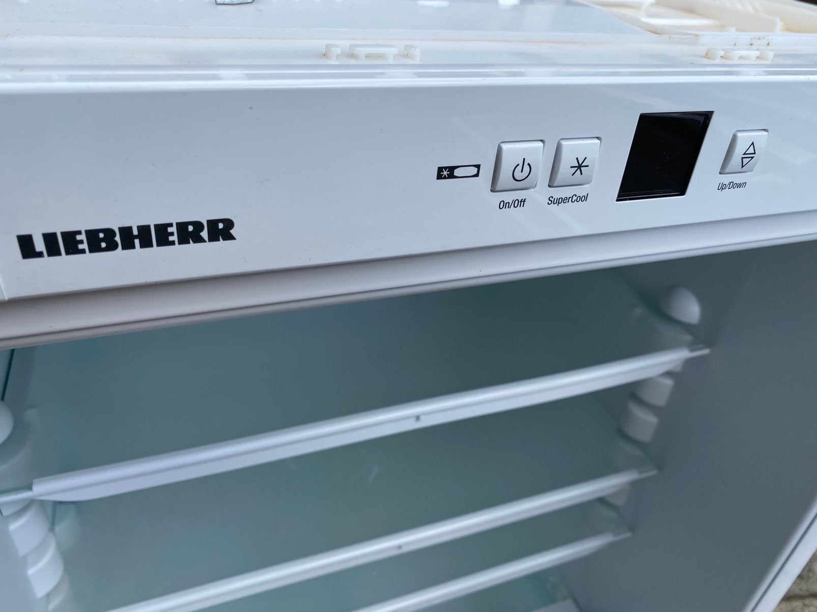 Liebherr inbouwkoelkast met alle toebehoren nieuwstaat, Ophalen, Zonder vriesvak, 200 liter of meer, 160 cm of meer