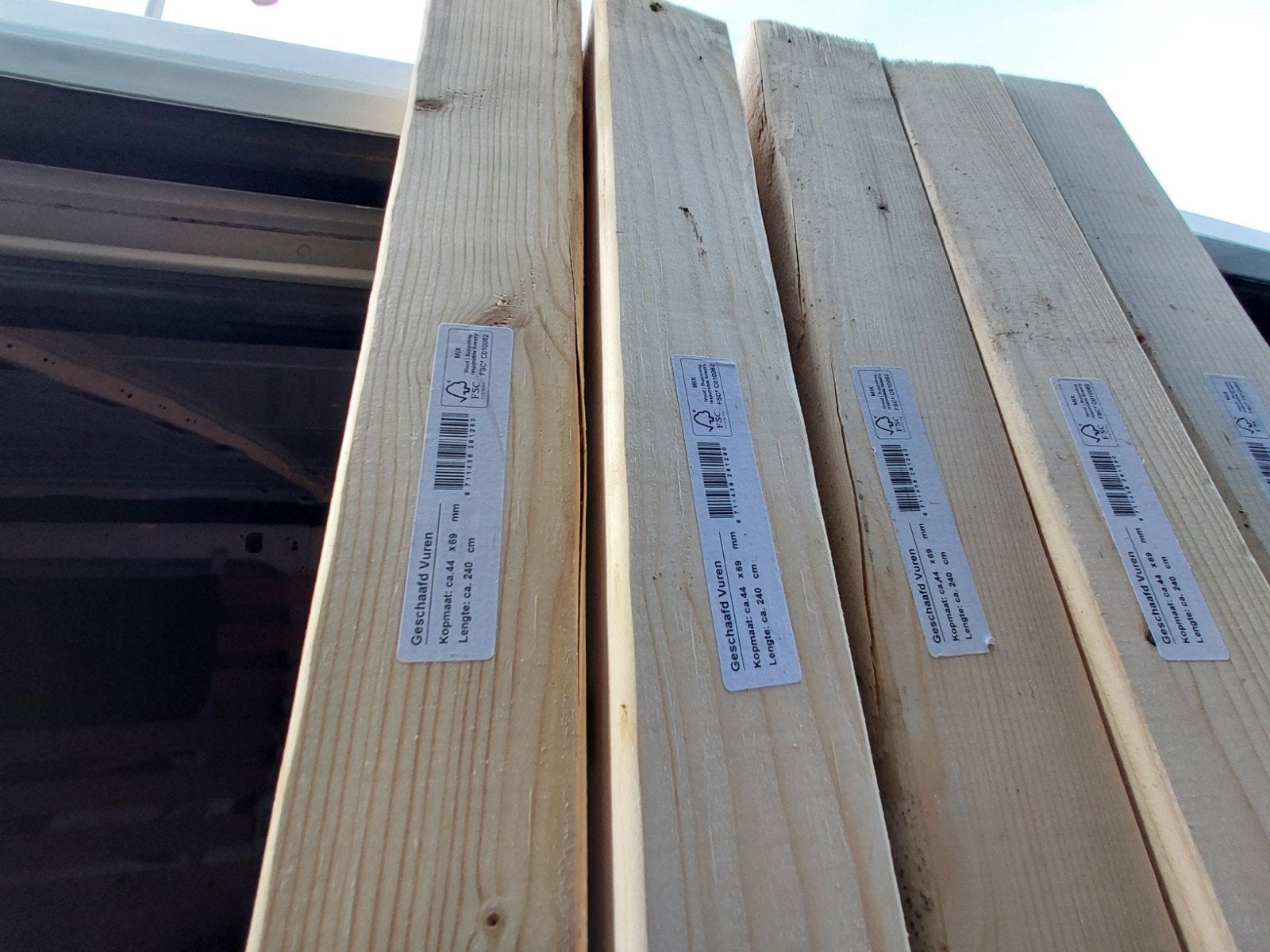 Nieuwe Vuren Palen - Diverse Lengtes en Maten, Ophalen, 25 tot 50 mm, Nieuw, 200 tot 250 cm