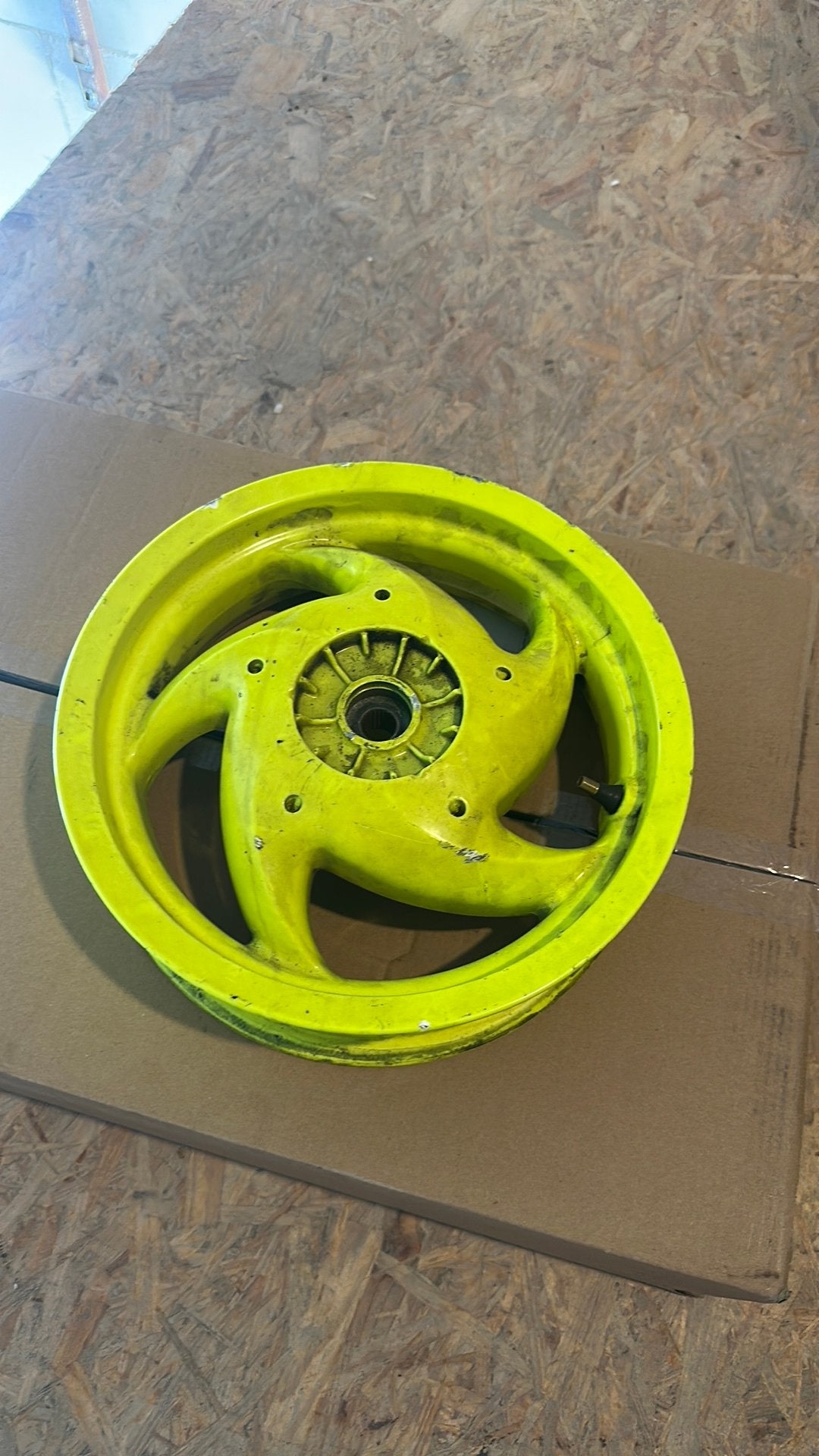 Gilera runner 125/180 sd velg, Ophalen of Verzenden, Zo goed als nieuw, Overige typen, Piaggio