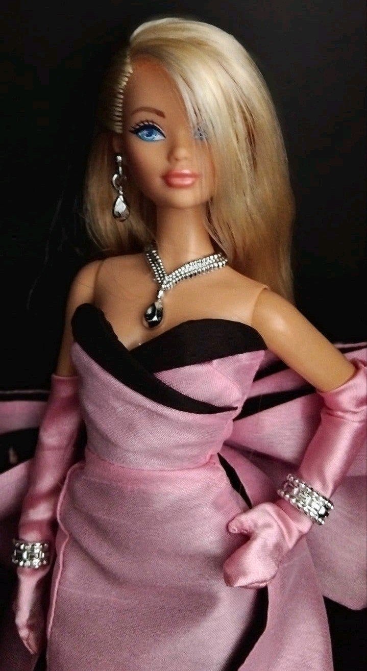 Barbie Signature Gala Odile X Marilyn Monroe, Verzamelen, Ophalen of Verzenden, Nieuw