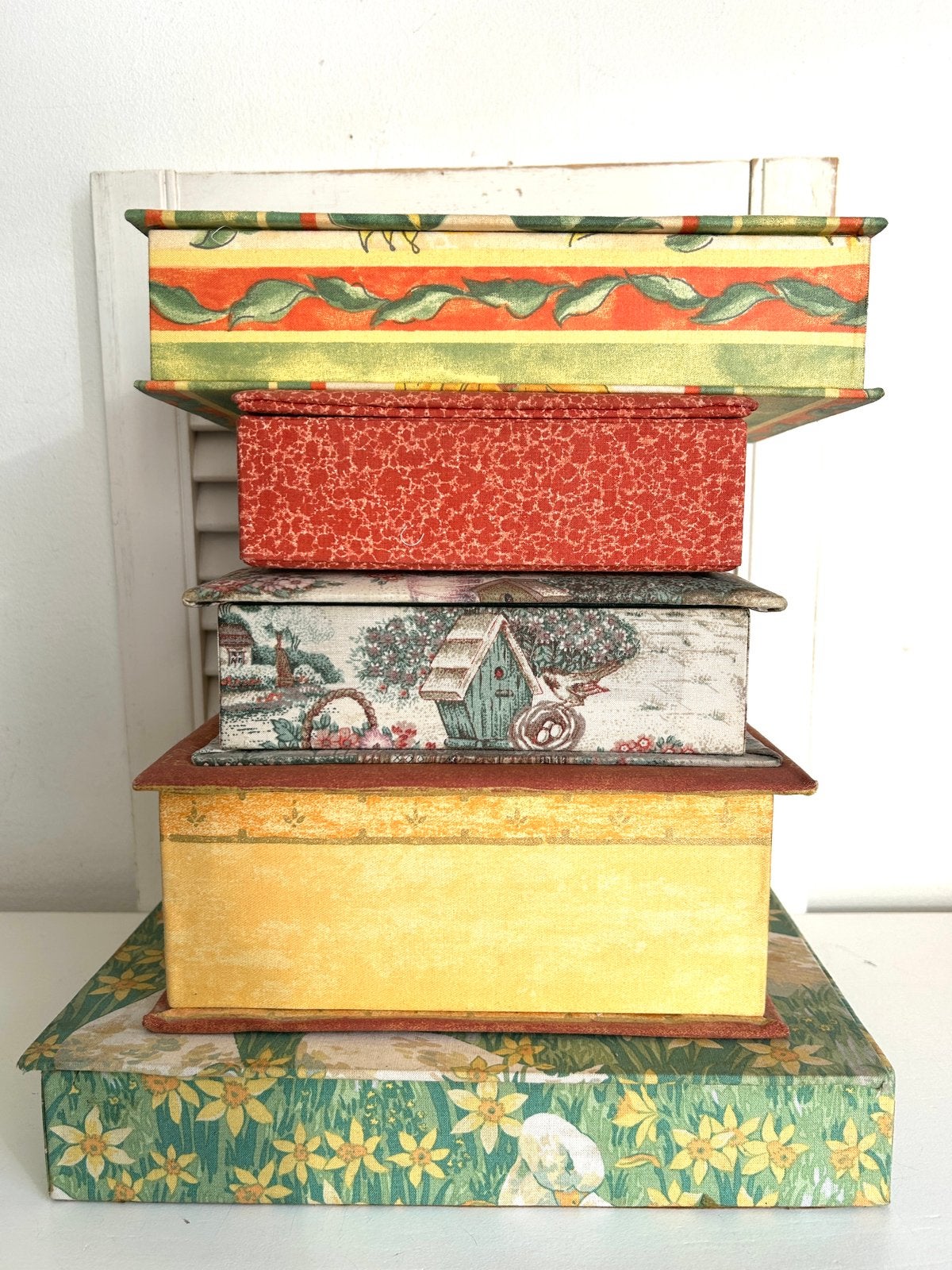 Vijf vintage textiel stoffen dozen sieradendoos, Ophalen