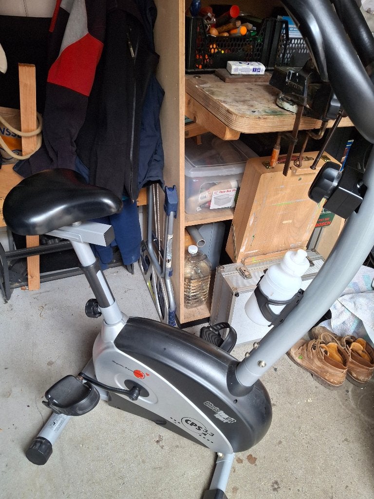 Hometrainer te koop, Ophalen, Gebruikt, Metaal, Benen