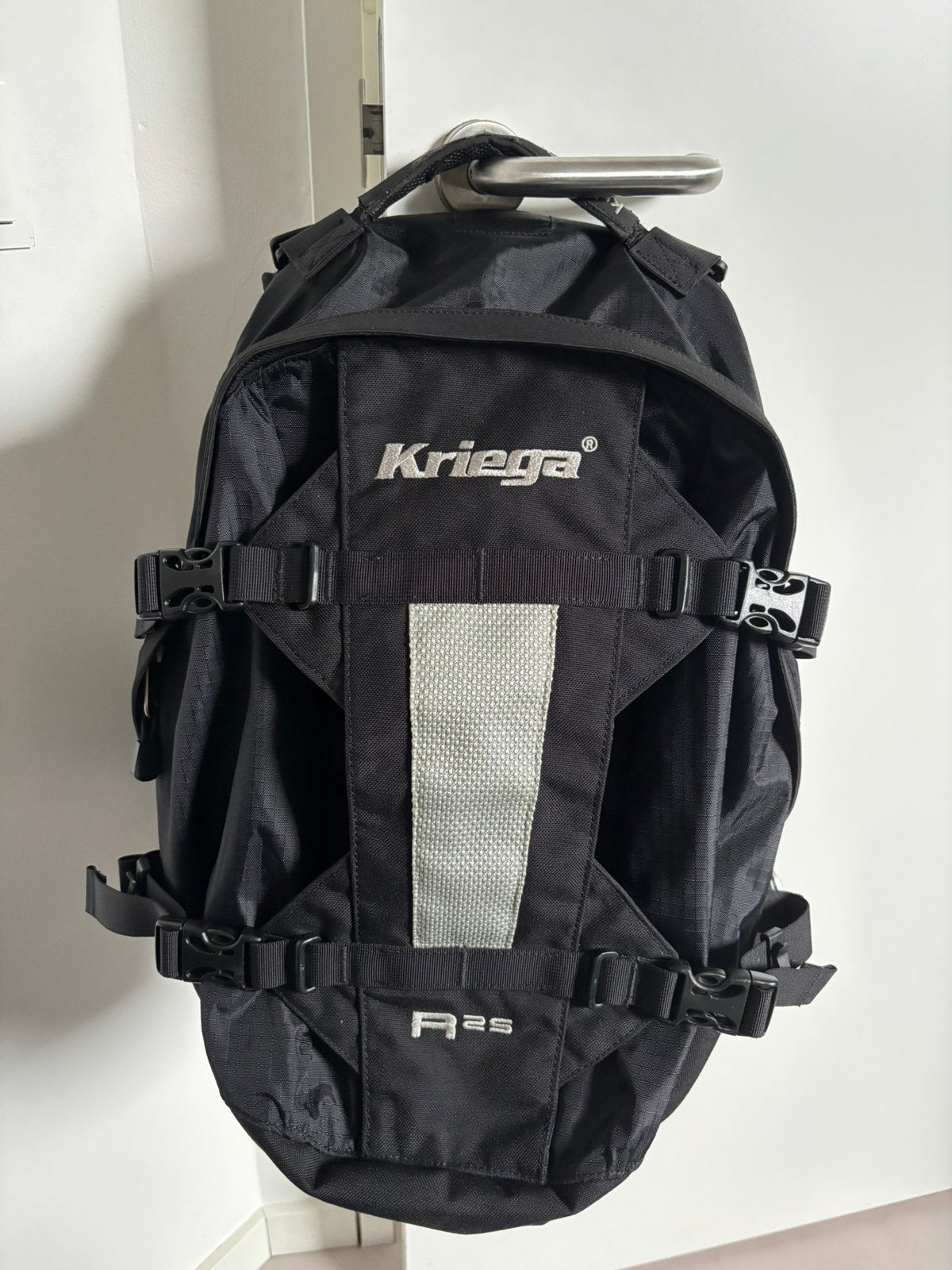 Kriega R25 motorrugzak – zeer goede staat, Ophalen of Verzenden, Zo goed als nieuw, 25 tot 40 cm, Overige merken