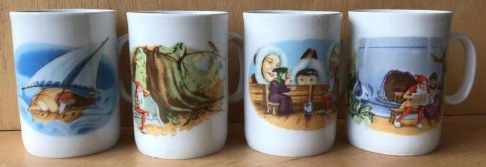Van Nelle kabouter Piggelmee mok (4x) - ZGAN, Huis en Inrichting, Keuken | Servies, Zo goed als nieuw, Kop(pen) en/of Schotel(s)