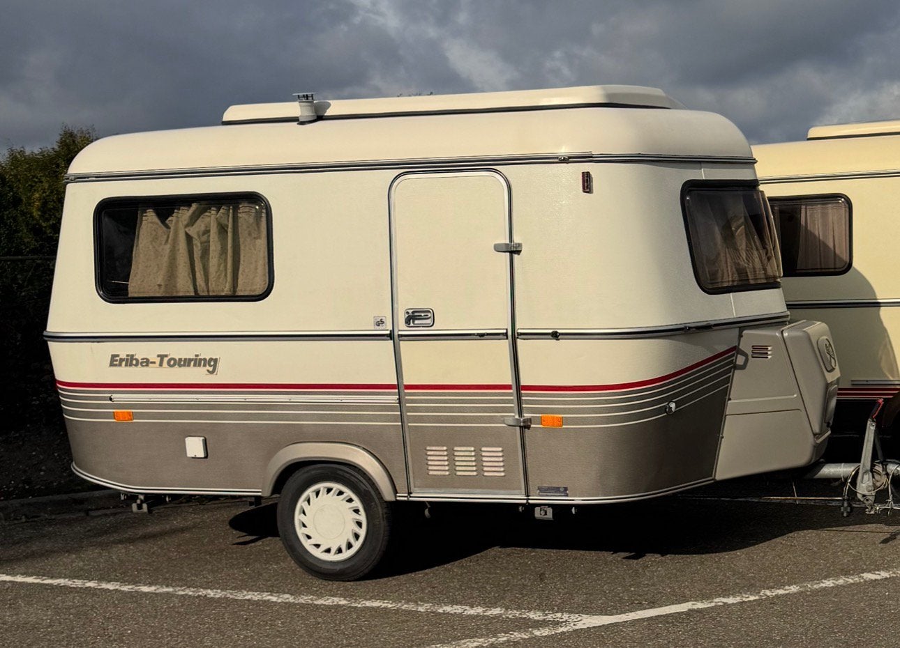 Caravan Eriba Touring Pan Familia, Hefdak, Treinzit, Particulier, 4 tot 5 meter