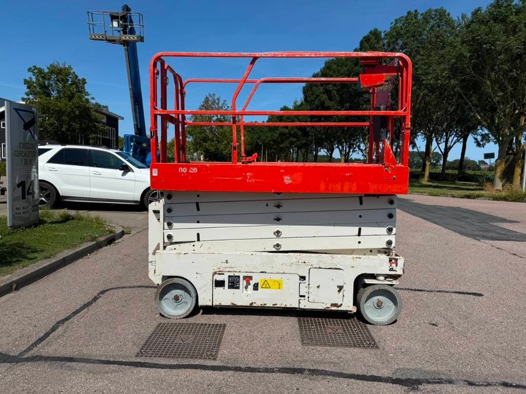 Genie GS3246 schaar hoogwerker 12 meter (bj 2015)