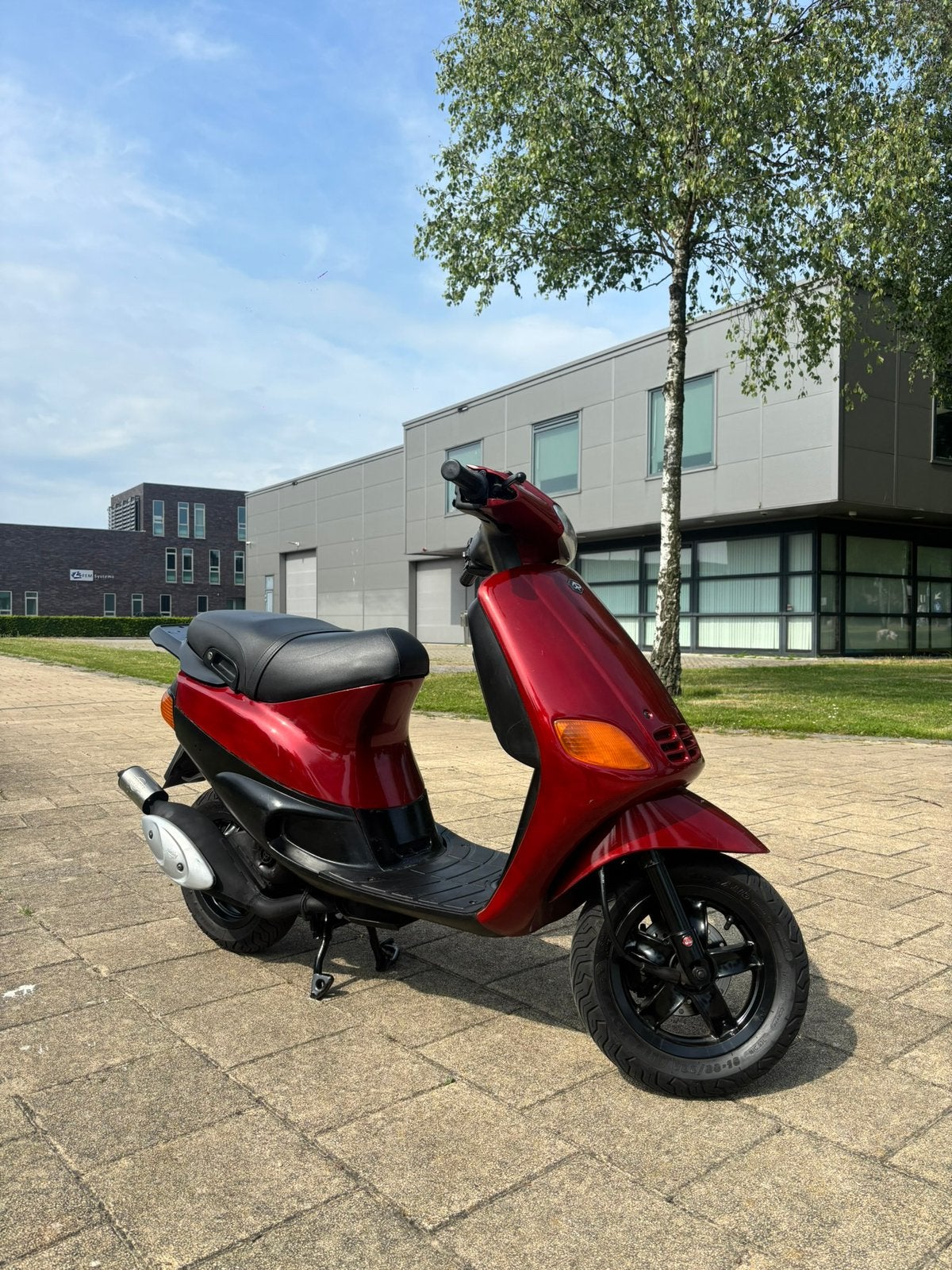 Zip Type 3 70CC Brom custom, Fietsen en Brommers, Scooters | Piaggio, Ophalen, Zo goed als nieuw, Tweetakt, Zip