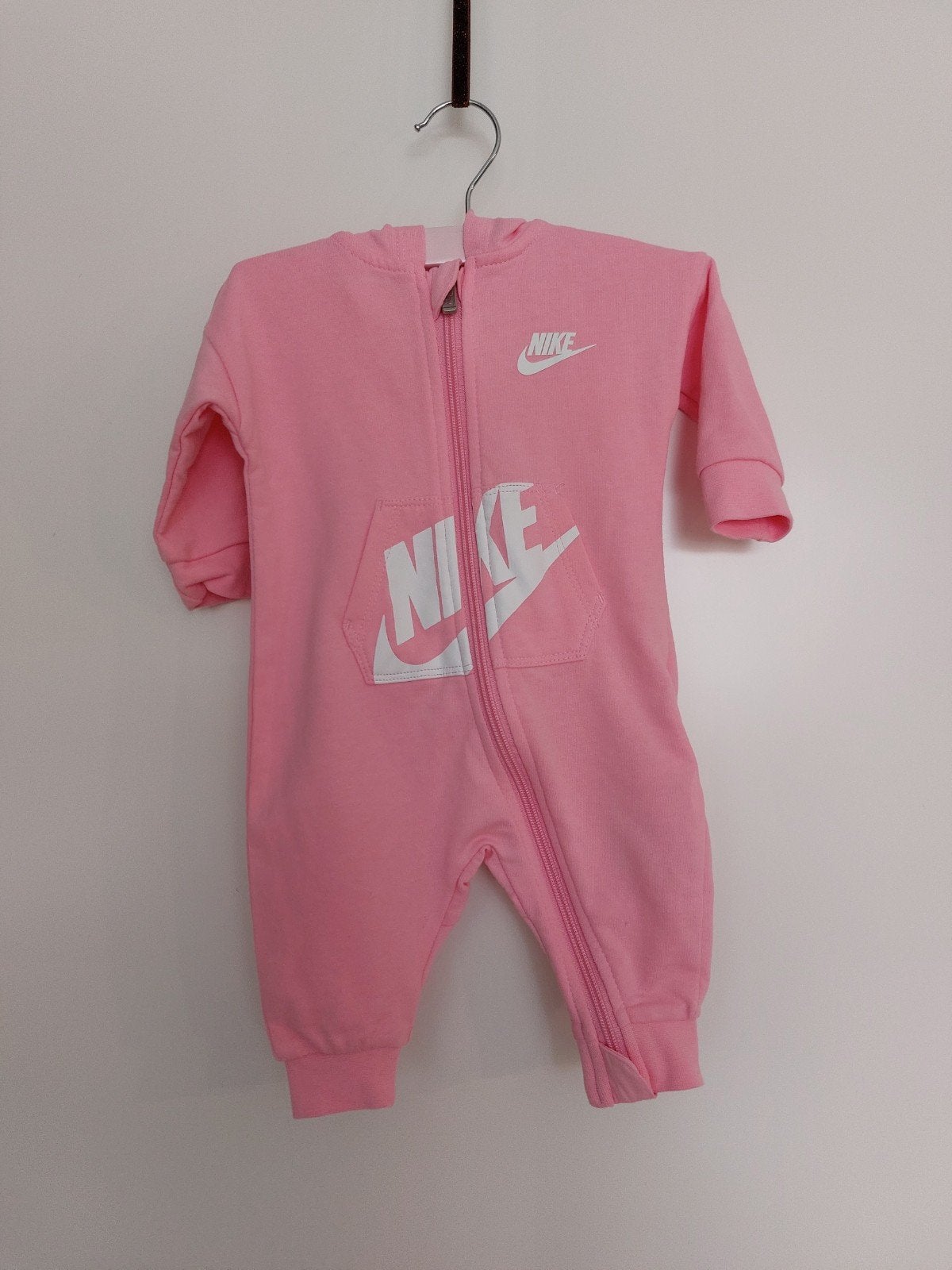 Nike roze babypakje maat 56 62 z.g.a.n., Kinderen en Baby's, Babykleding | Maat 56, Meisje, Ophalen of Verzenden, Zo goed als nieuw