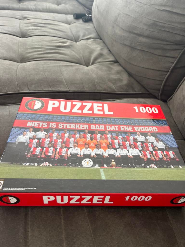 Feyenoord Puzzel 1000 Stukjes - 'Niets is sterker dan dat en, Hobby en Vrije tijd, Denksport en Puzzels, Ophalen of Verzenden