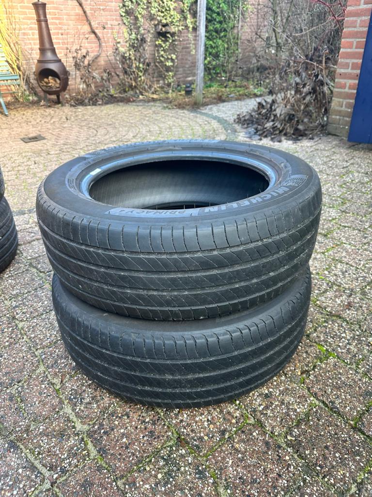 4 zomerbanden Michelin en Nexen SU1 215/55R17, Auto-onderdelen, Banden en Velgen, 17 inch, Ophalen of Verzenden, Band(en), Personenwagen