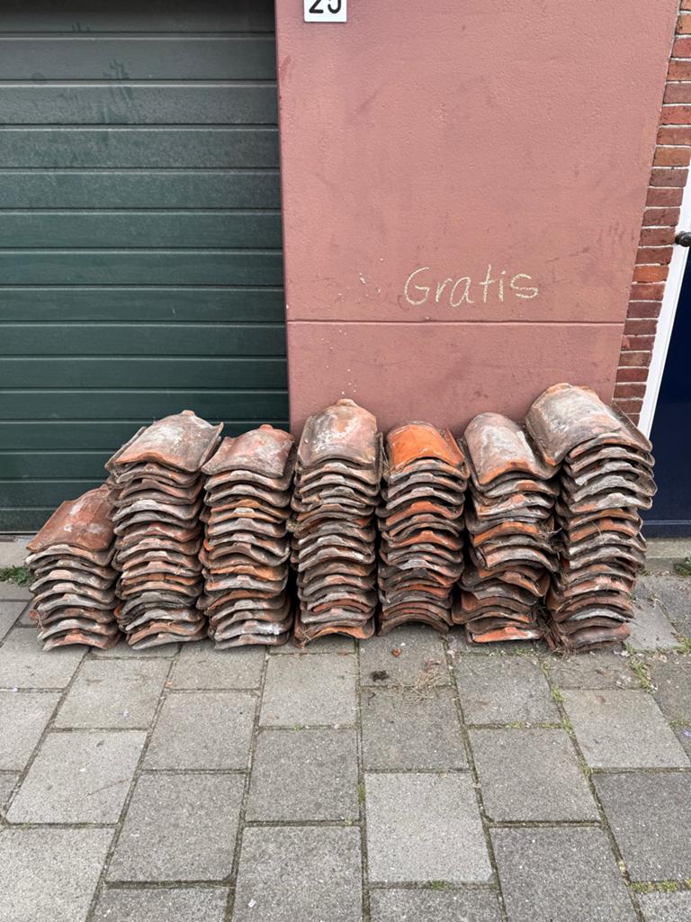 Oud Hollandse dakpannen - Gratis af te halen, Doe-het-zelf en Verbouw, Dakpannen en Dakbedekking, Gebruikt, Dakpannen, Steen of Klei